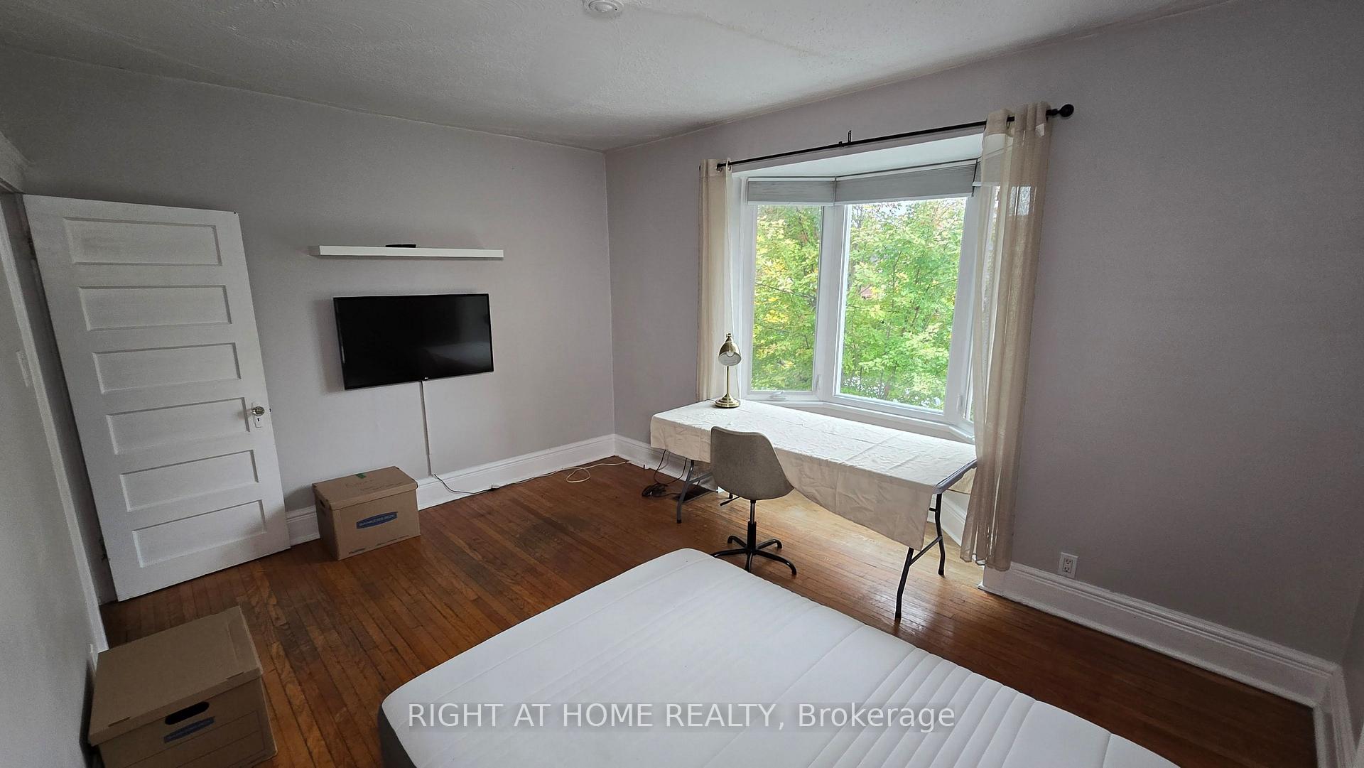 Photo 23 of 261 Grace Street, Toronto, Palmerston-Little Italy — HOMEH