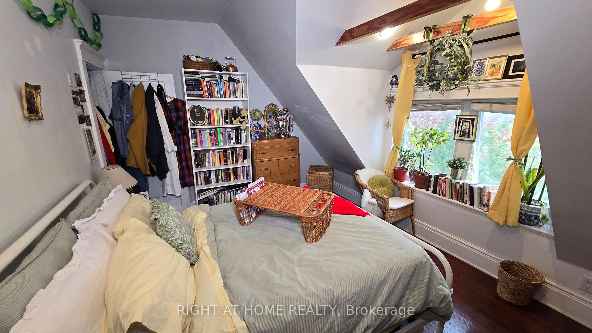 Photo 24 of 261 Grace Street, Toronto, Palmerston-Little Italy — HOMEH