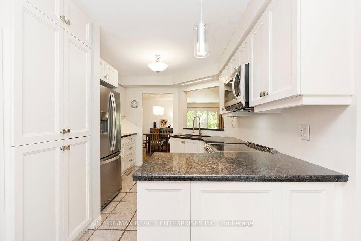 Photo 4 of Unit 117, 2055 Walkers Line, Burlington, Rose — HOMEH