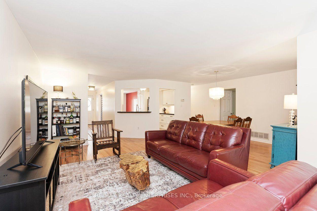 Photo 15 of Unit 117, 2055 Walkers Line, Burlington, Rose — HOMEH