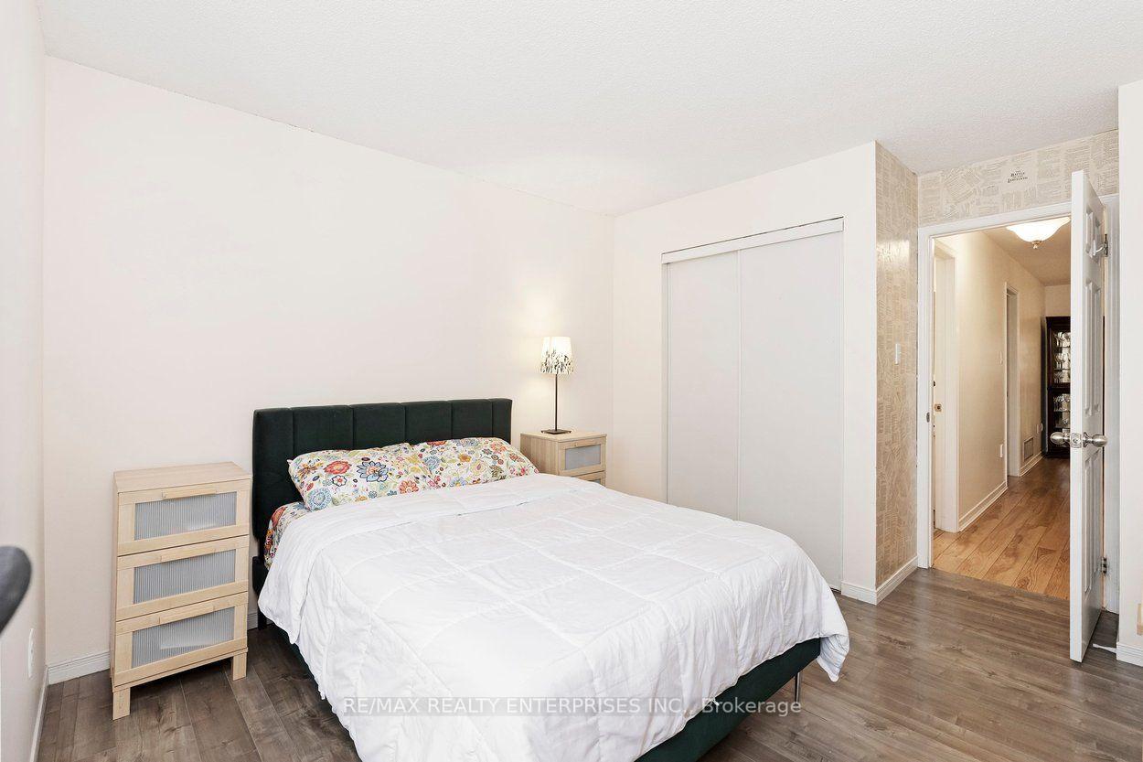 Photo 25 of Unit 117, 2055 Walkers Line, Burlington, Rose — HOMEH