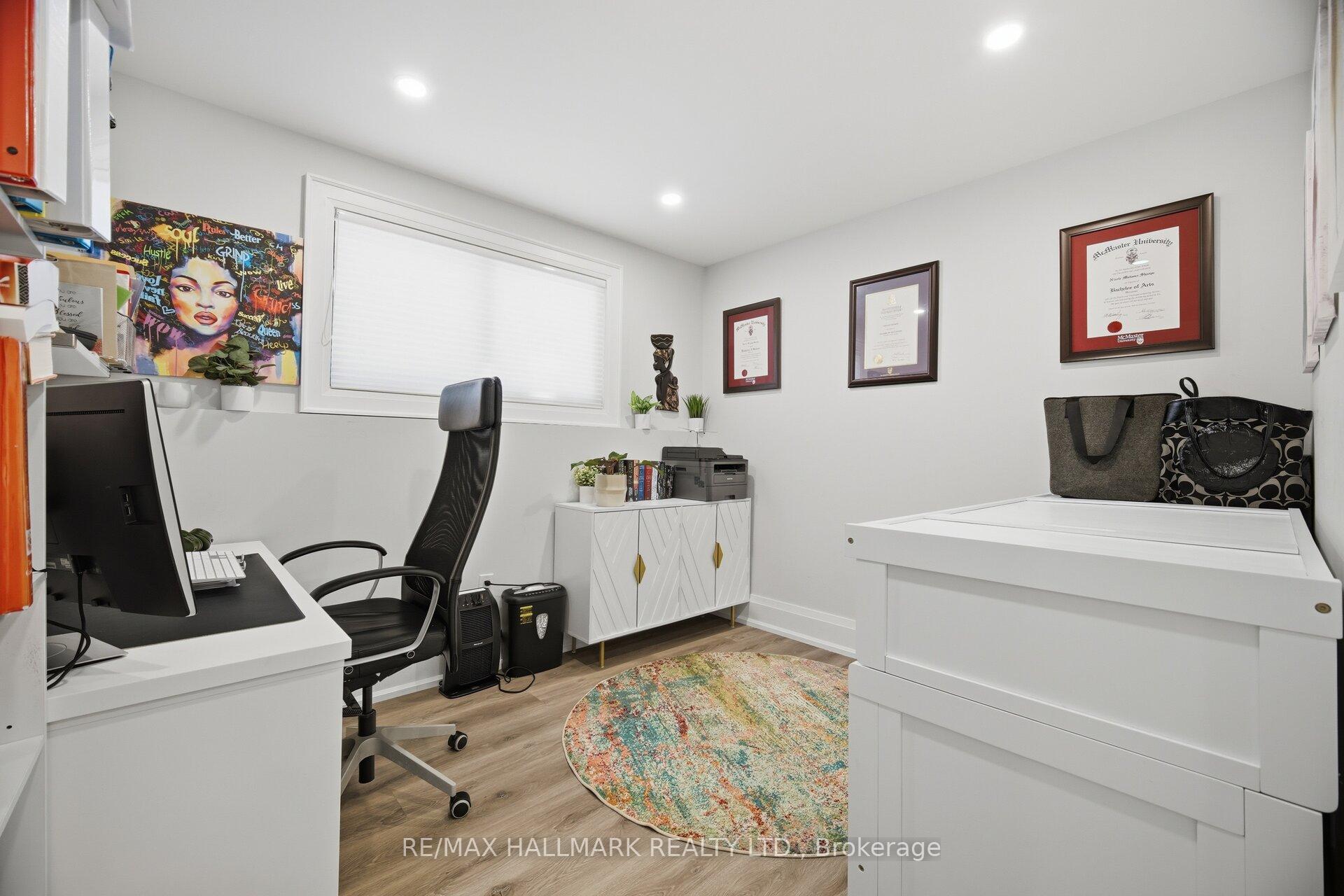 Photo 25 of 407 Bronte Road, Oakville, West — HOMEH