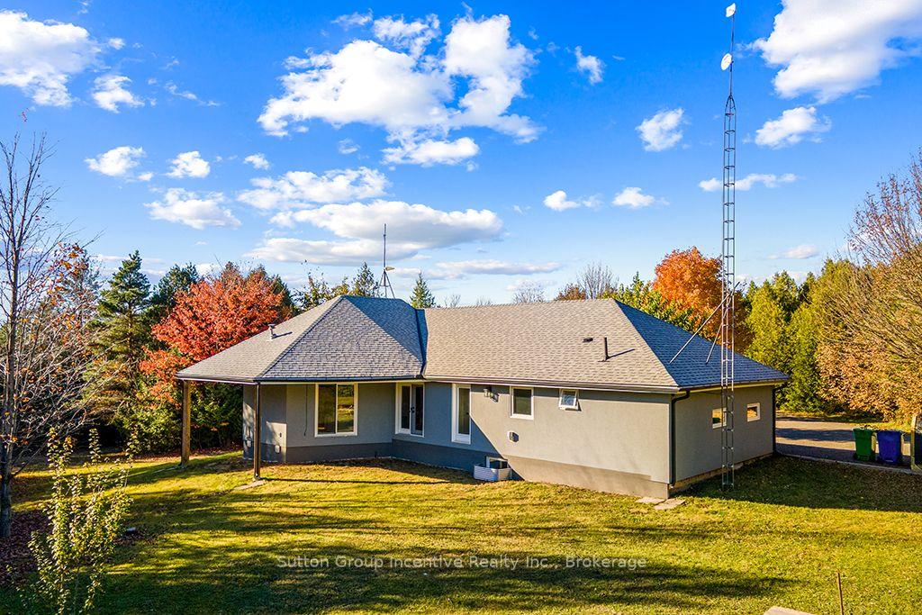 Photo of 495377 Veterans Road South
