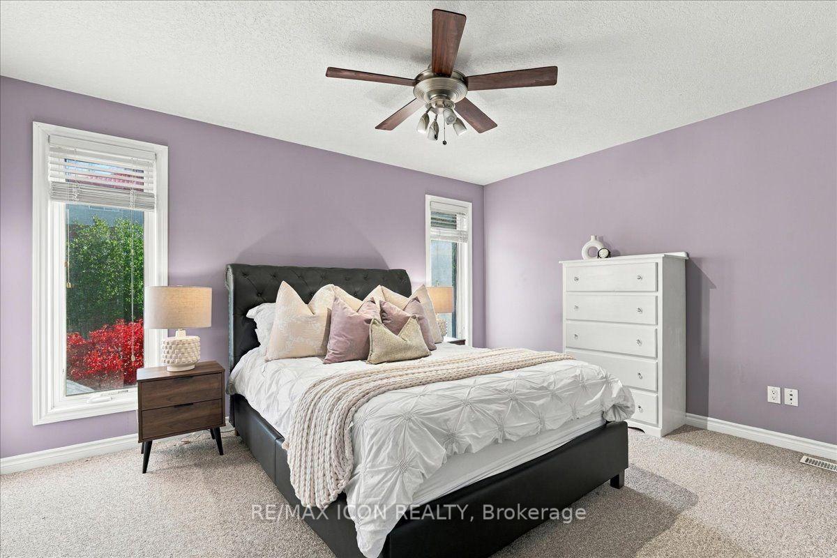 Photo 29 of 382 Mountain Laurel Crescent, Kitchener — HOMEH
