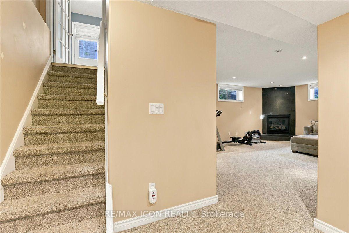 Photo 34 of 382 Mountain Laurel Crescent, Kitchener — HOMEH
