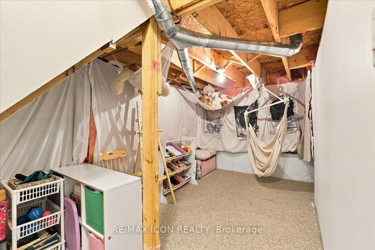 Photo 36 of 382 Mountain Laurel Crescent, Kitchener — HOMEH