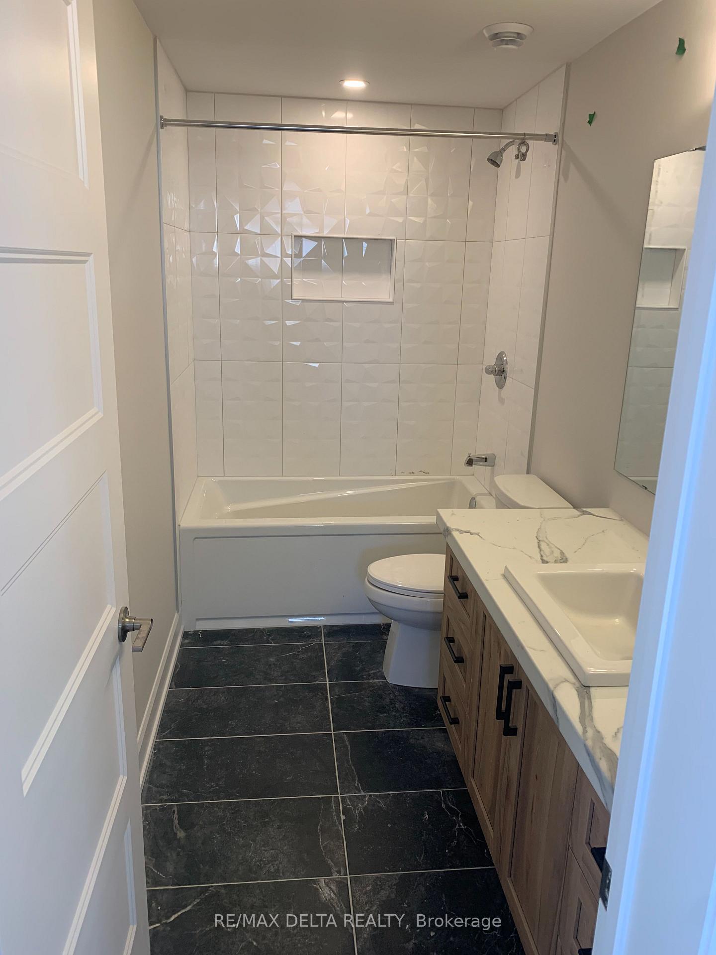 Photo 7 of Unit A, 930 Chablis Crescent, Russell, Embrun — HOMEH