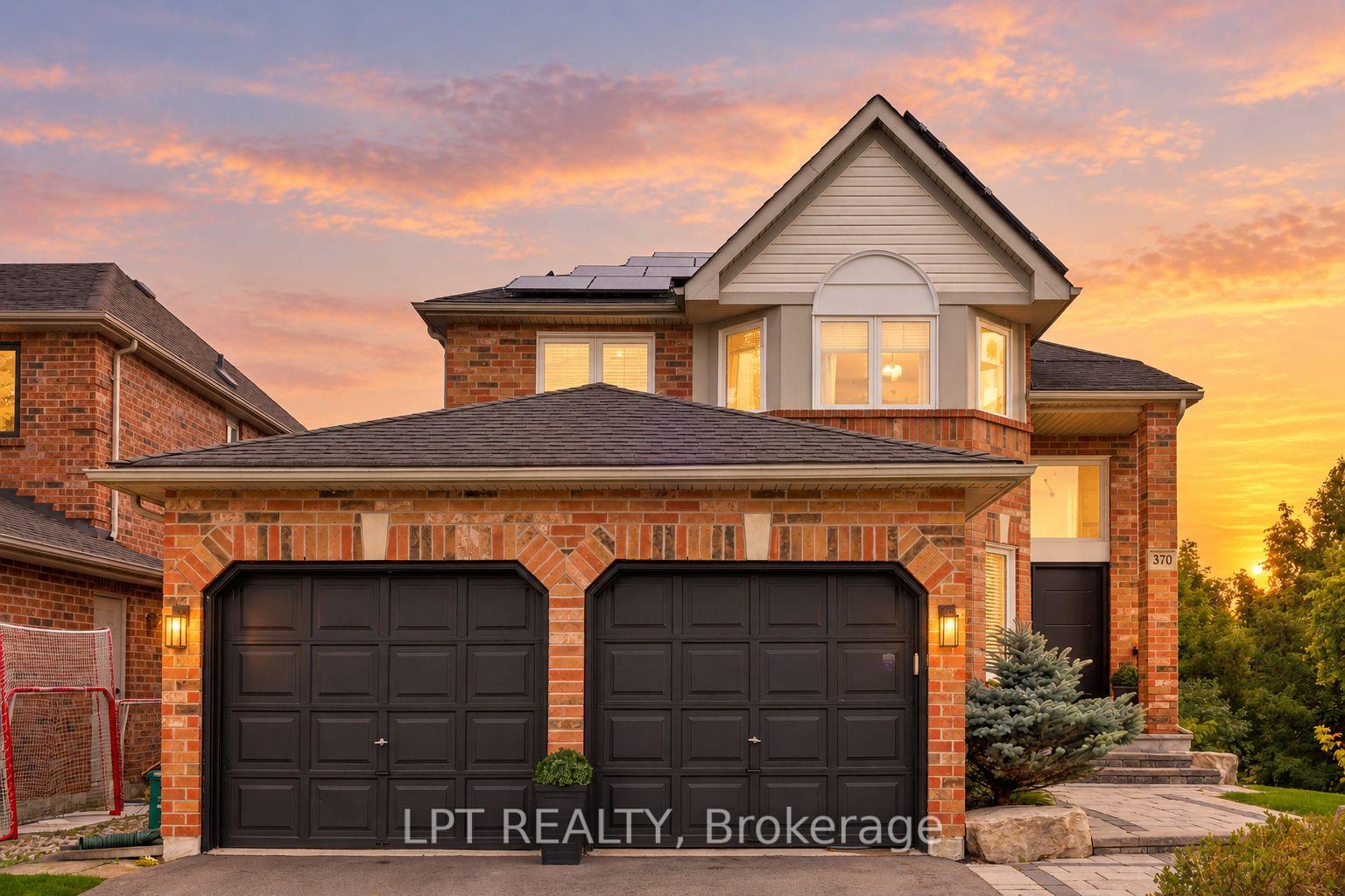 Photo 1 of 370 Silken Laumann Drive, Newmarket, Stonehaven-Wyndham — HOMEH