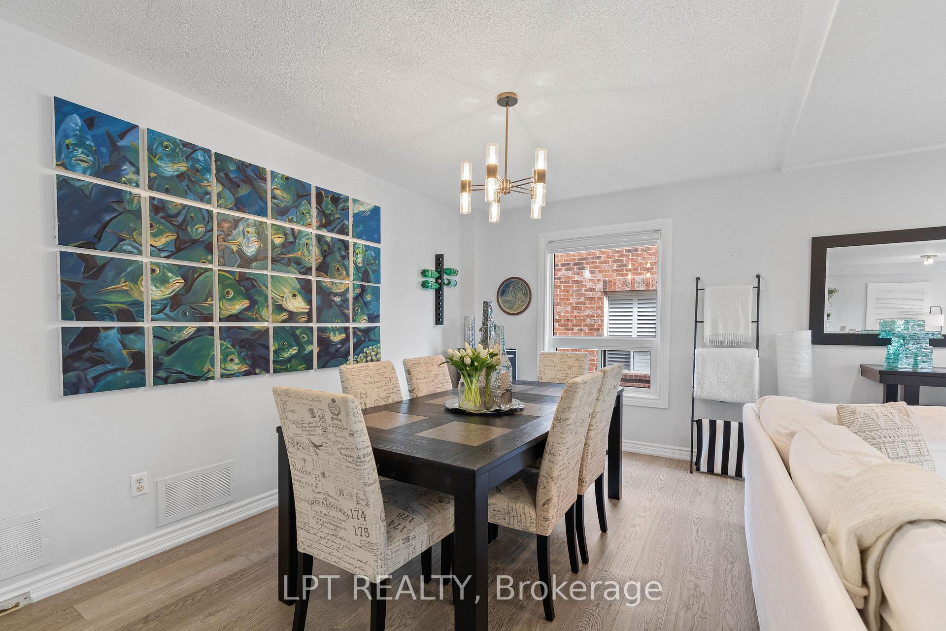 Photo 9 of 370 Silken Laumann Drive, Newmarket, Stonehaven-Wyndham — HOMEH