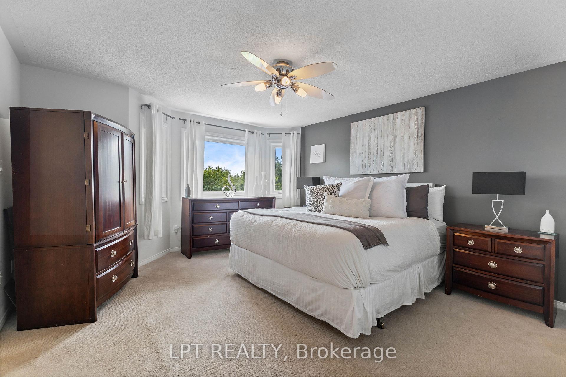 Photo 21 of 370 Silken Laumann Drive, Newmarket, Stonehaven-Wyndham — HOMEH