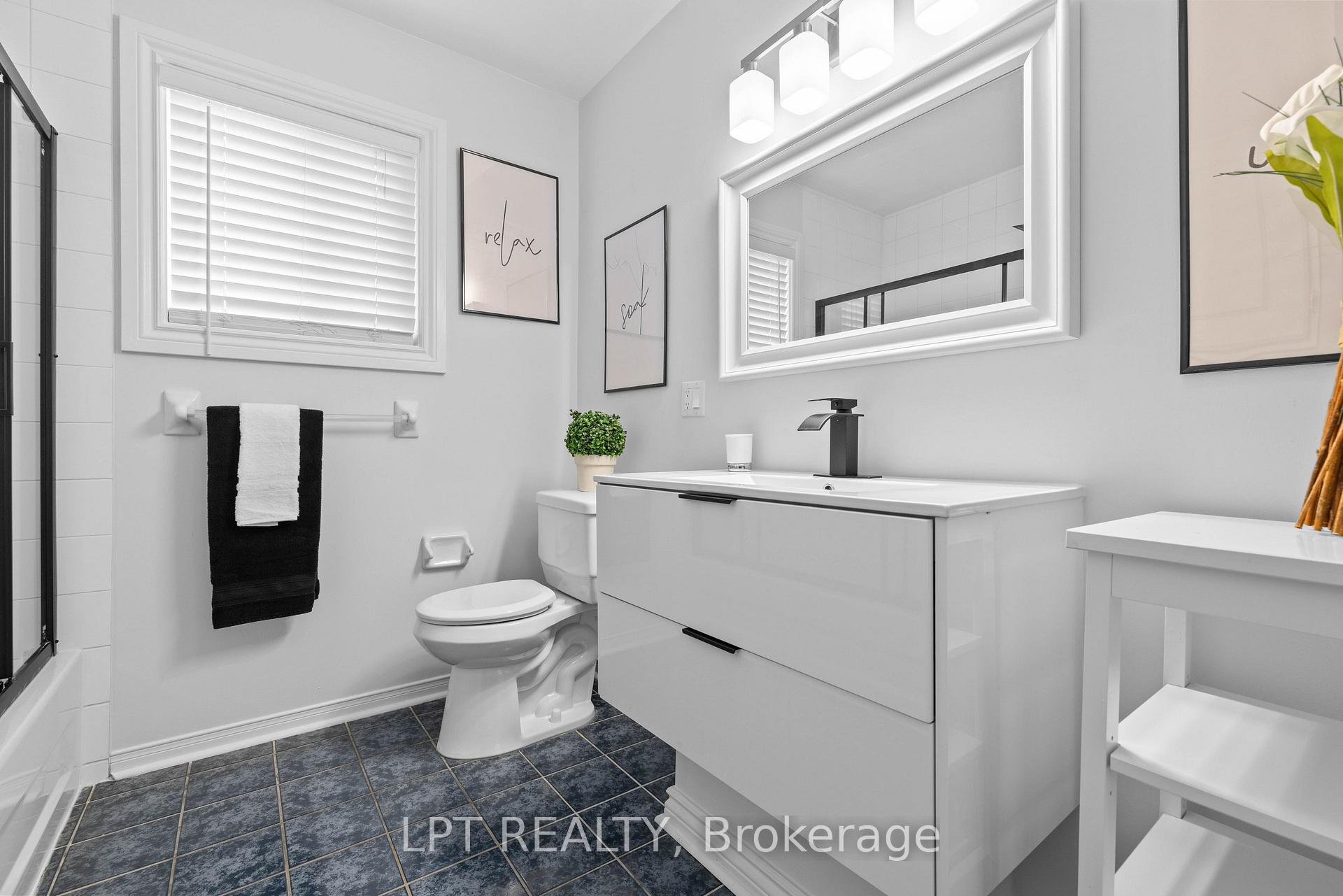 Photo 35 of 370 Silken Laumann Drive, Newmarket, Stonehaven-Wyndham — HOMEH
