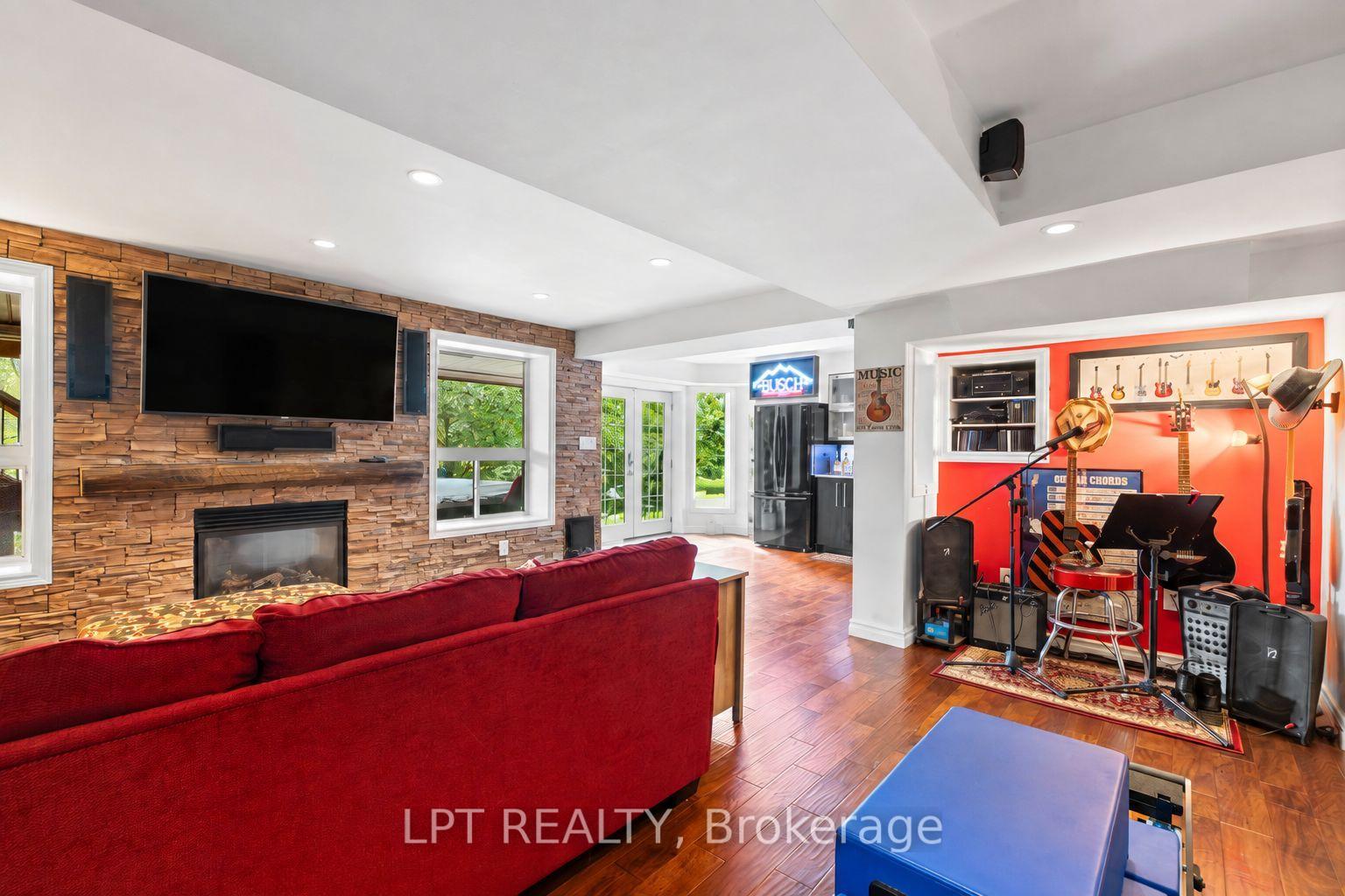 Photo 36 of 370 Silken Laumann Drive, Newmarket, Stonehaven-Wyndham — HOMEH