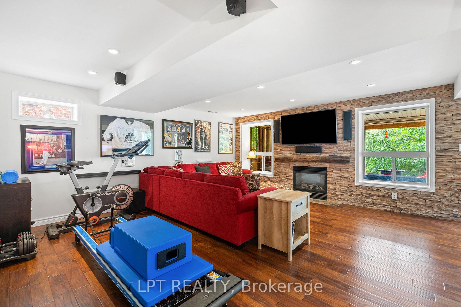 Photo 37 of 370 Silken Laumann Drive, Newmarket, Stonehaven-Wyndham — HOMEH