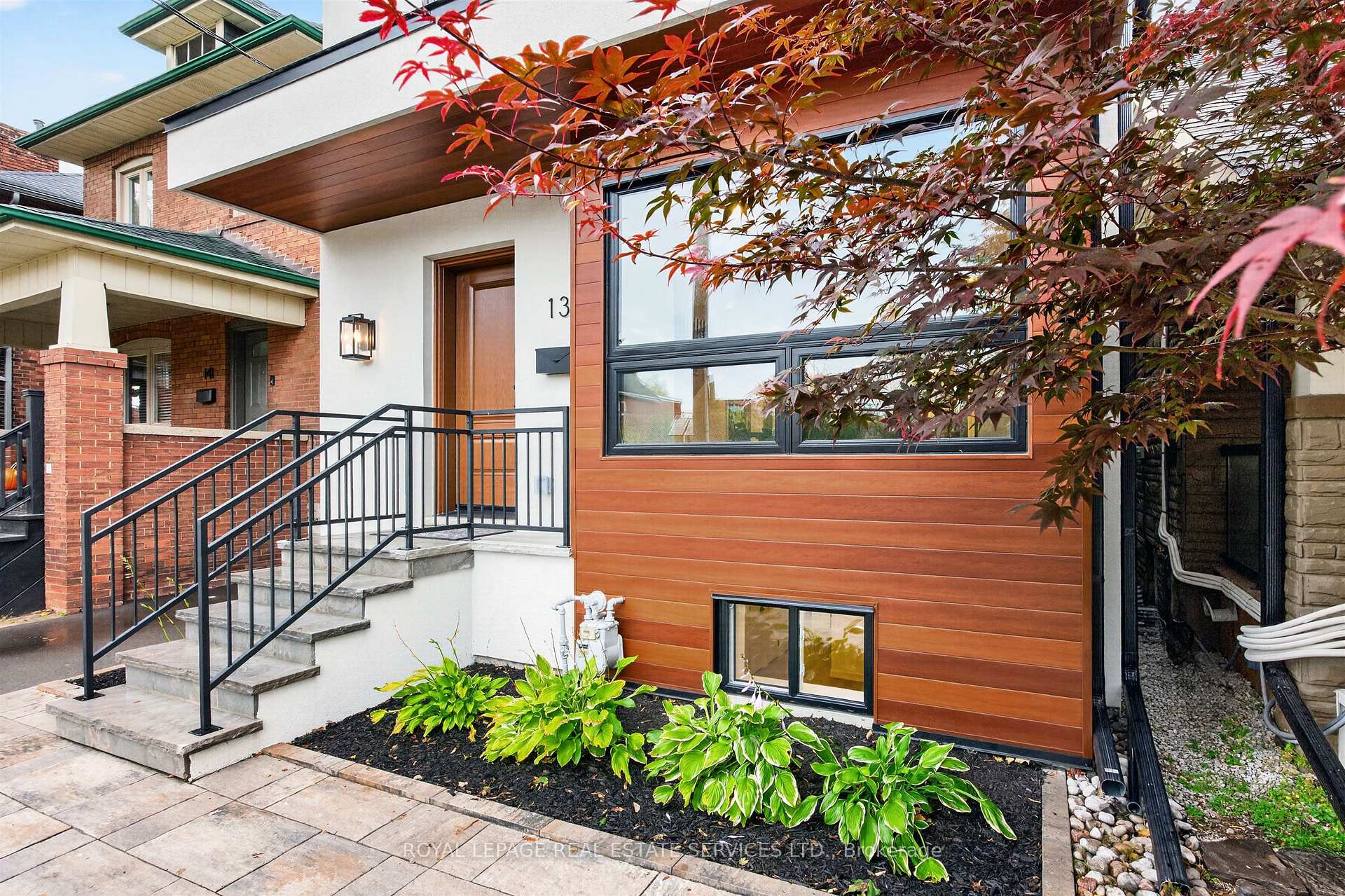 Photo 2 of 139 Priscilla Avenue, Toronto, Runnymede-Bloor West Village — HOMEH