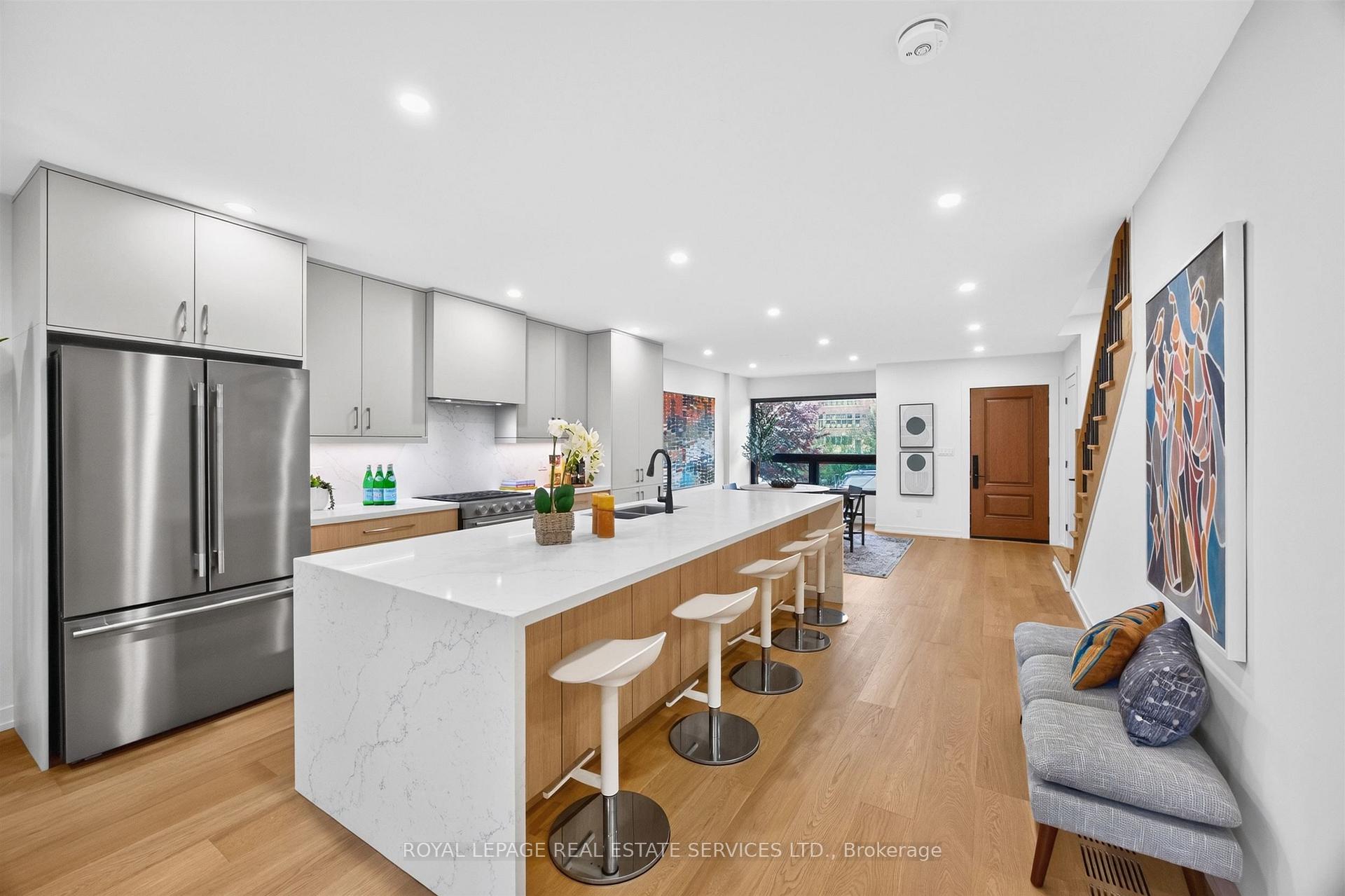 Photo 11 of 139 Priscilla Avenue, Toronto, Runnymede-Bloor West Village — HOMEH