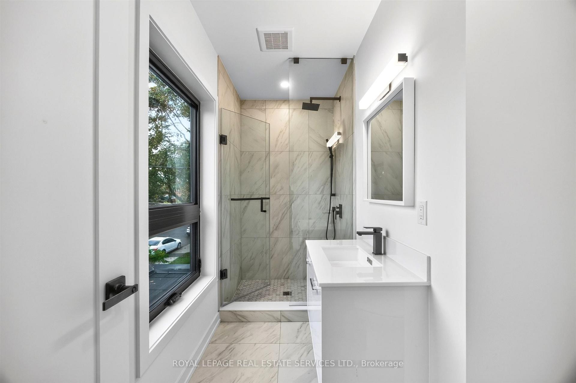Photo 27 of 139 Priscilla Avenue, Toronto, Runnymede-Bloor West Village — HOMEH