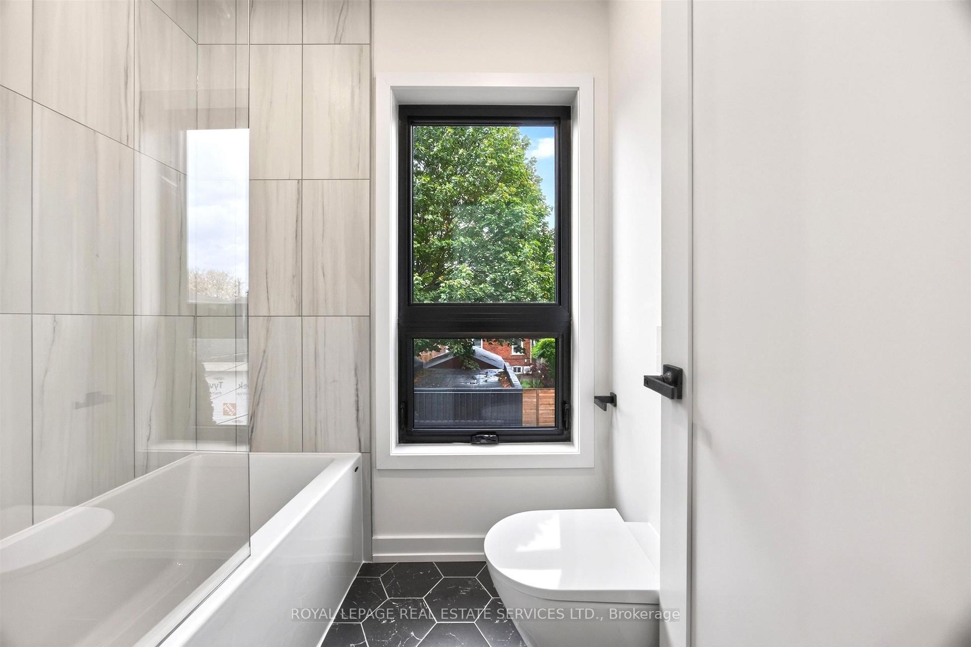 Photo 31 of 139 Priscilla Avenue, Toronto, Runnymede-Bloor West Village — HOMEH