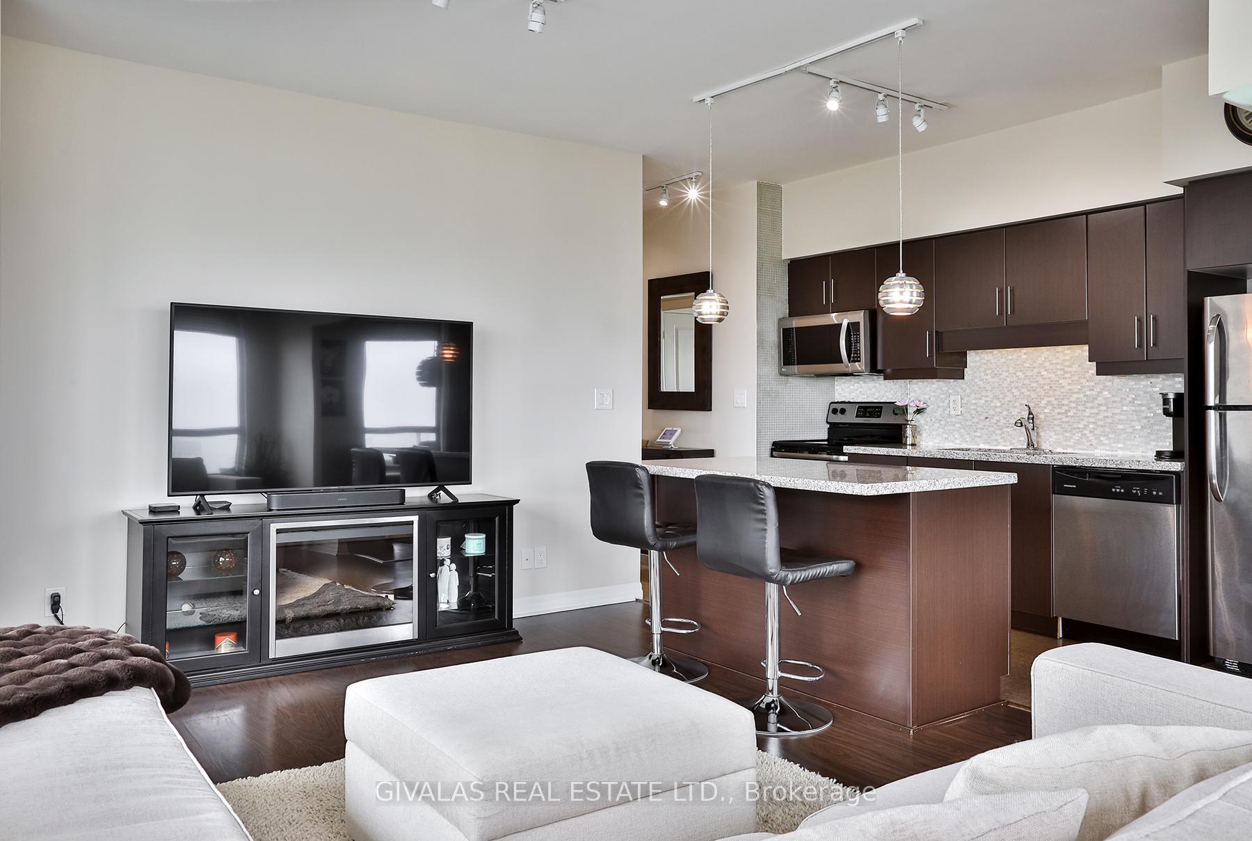 Photo 9 of Unit 2110, 30 Herons Hill Way, North York, Henry Farm — HOMEH