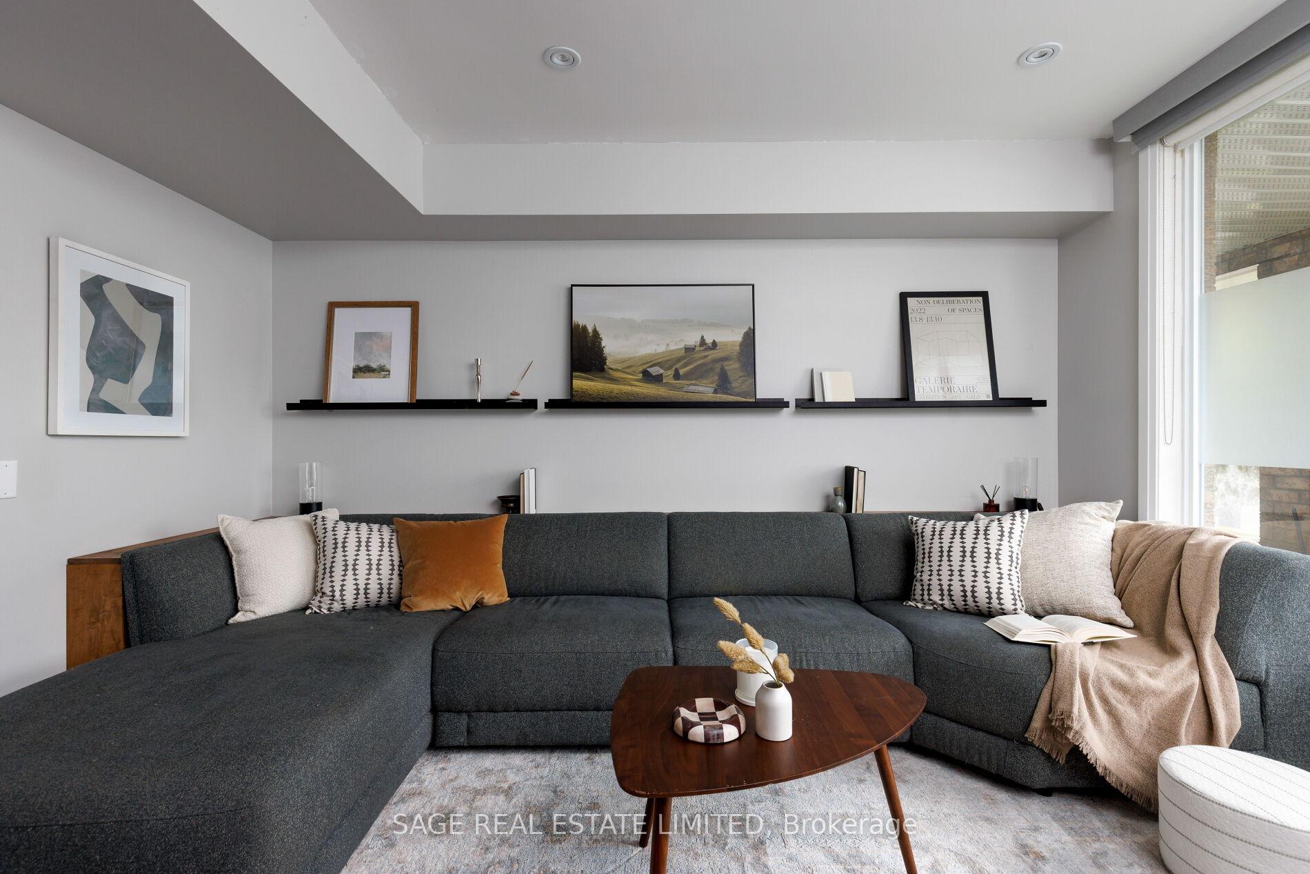 Photo 8 of Unit TH06, 140 Bathurst Street, Toronto, Niagara — HOMEH