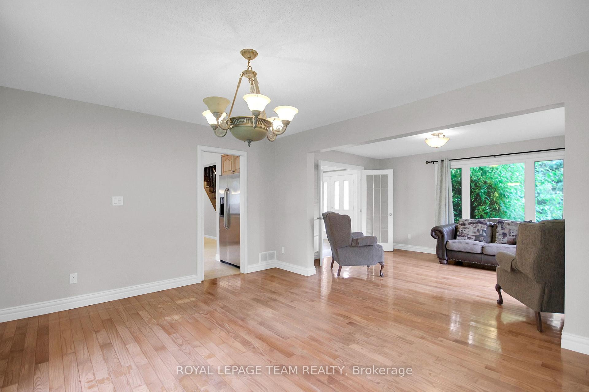 Photo 8 of 7089 Bush Drive, Ottawa, Greely — HOMEH