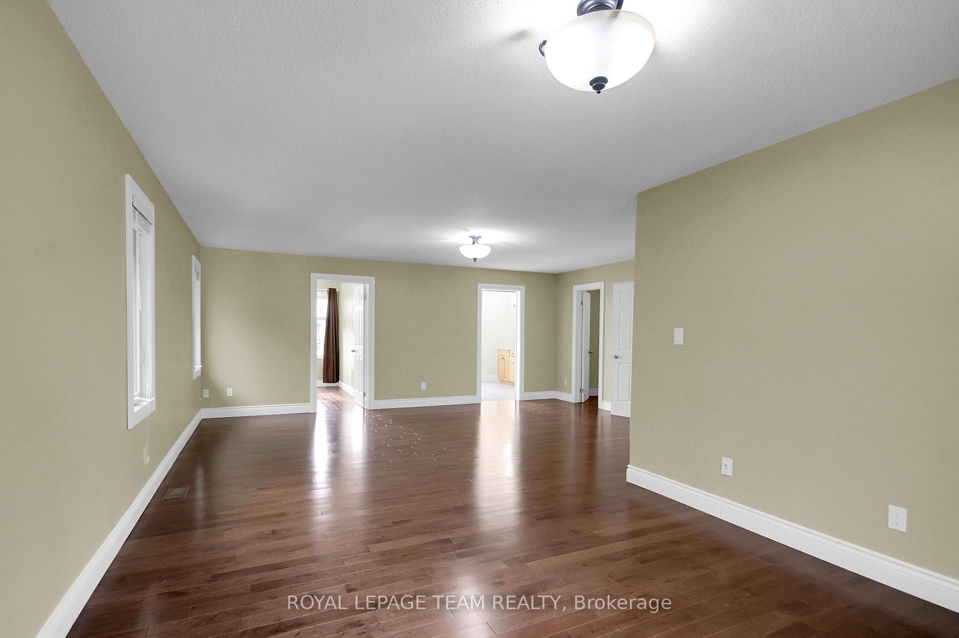 Photo 23 of 7089 Bush Drive, Ottawa, Greely — HOMEH
