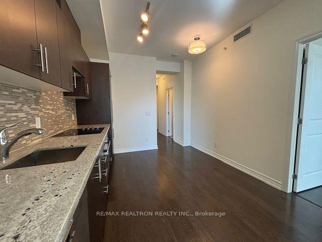 Photo 18 of Unit 422, 23 Glebe Road W, Toronto, Yonge-Eglinton — HOMEH
