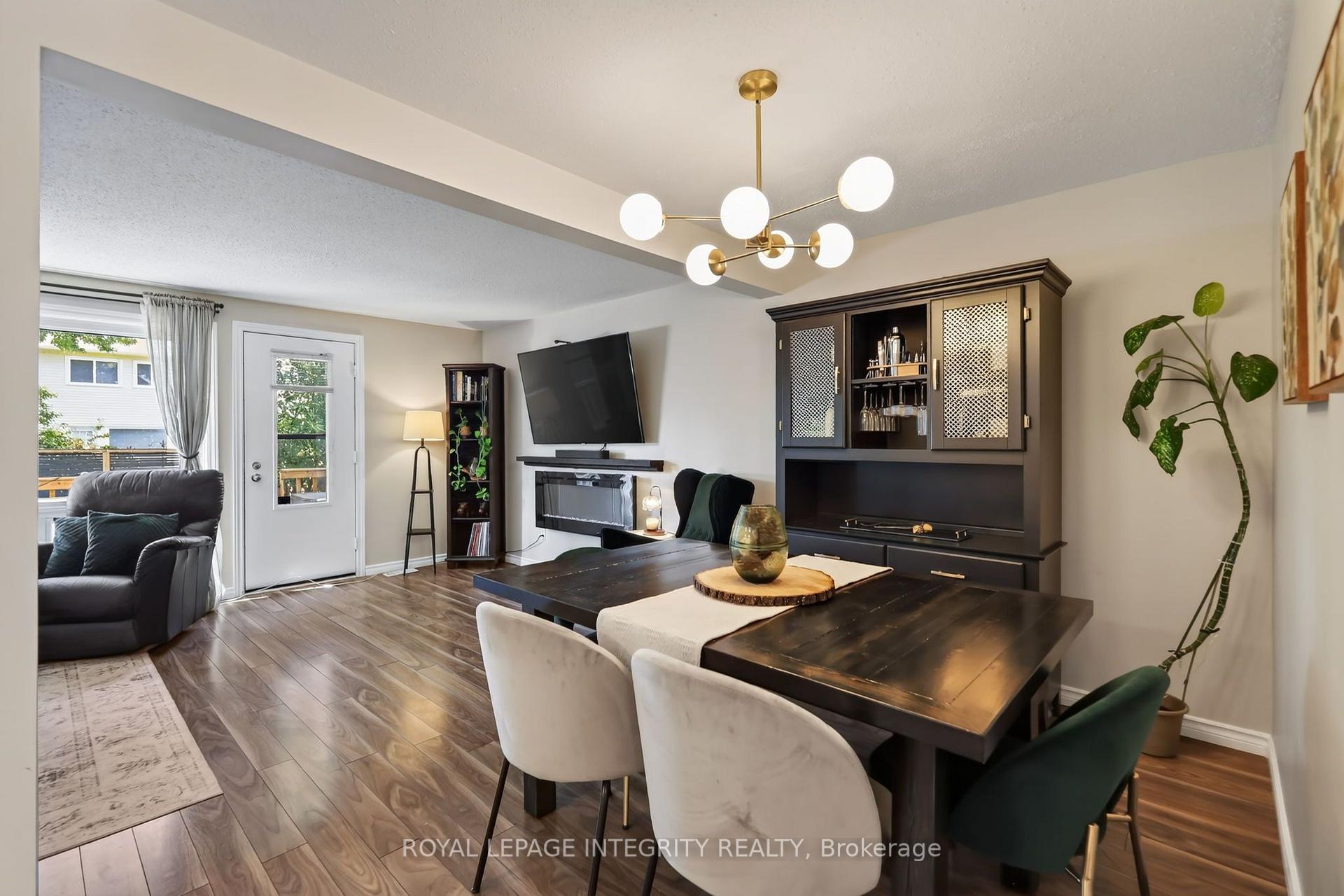 Photo 10 of 1723 Lafrance Drive, Ottawa, Queenswood Heights South — HOMEH