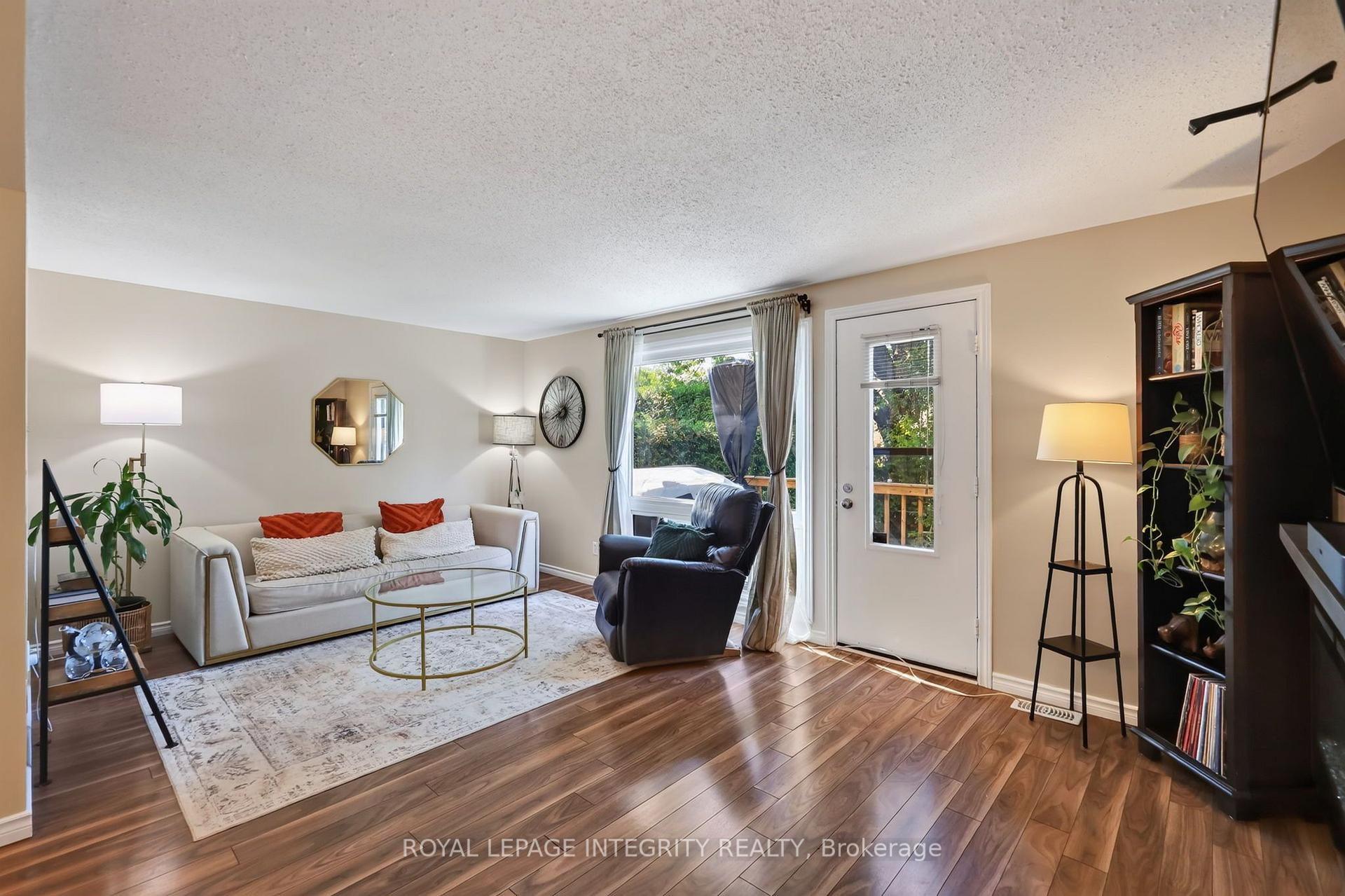 Photo 14 of 1723 Lafrance Drive, Ottawa, Queenswood Heights South — HOMEH
