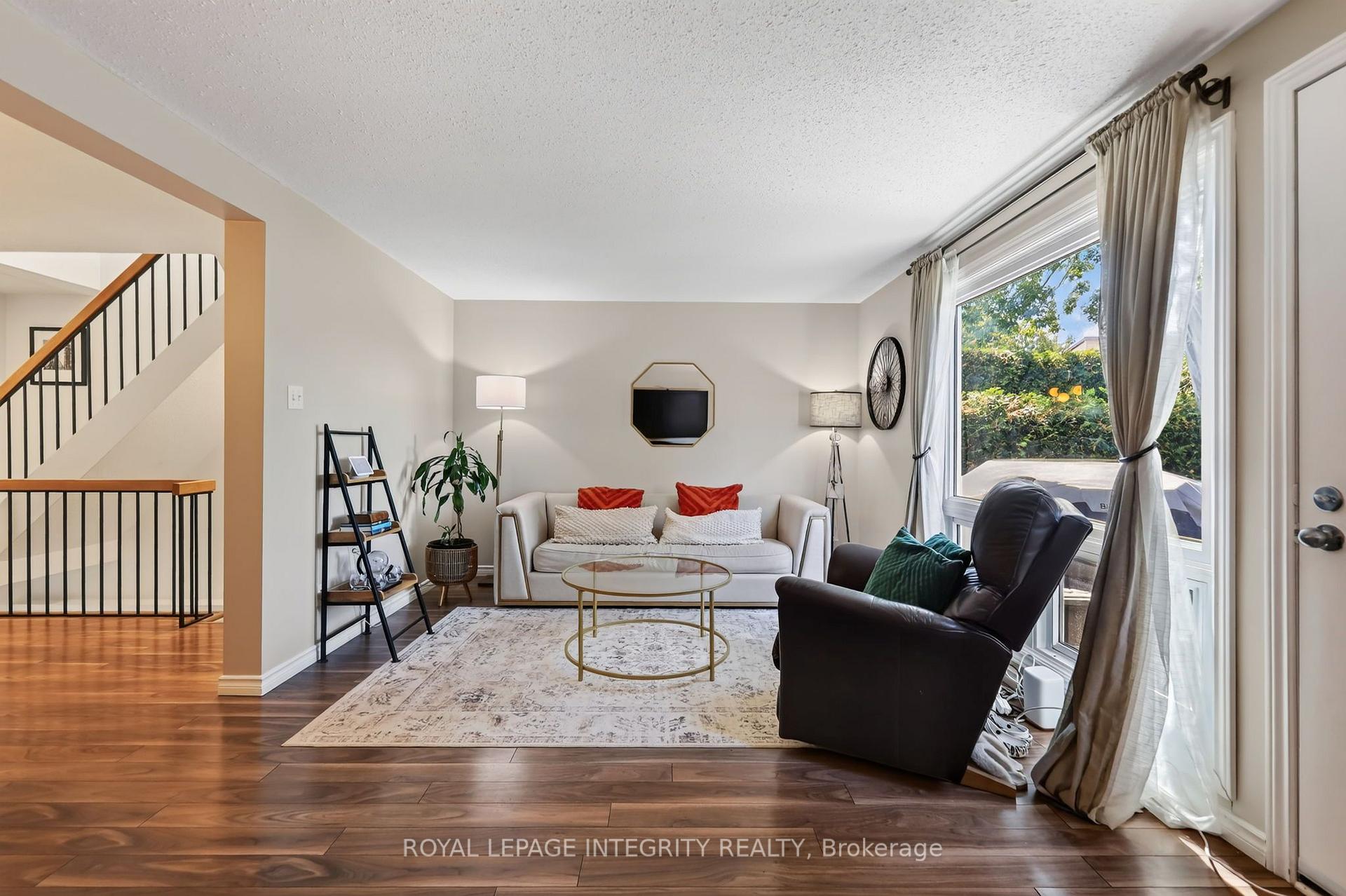 Photo 15 of 1723 Lafrance Drive, Ottawa, Queenswood Heights South — HOMEH