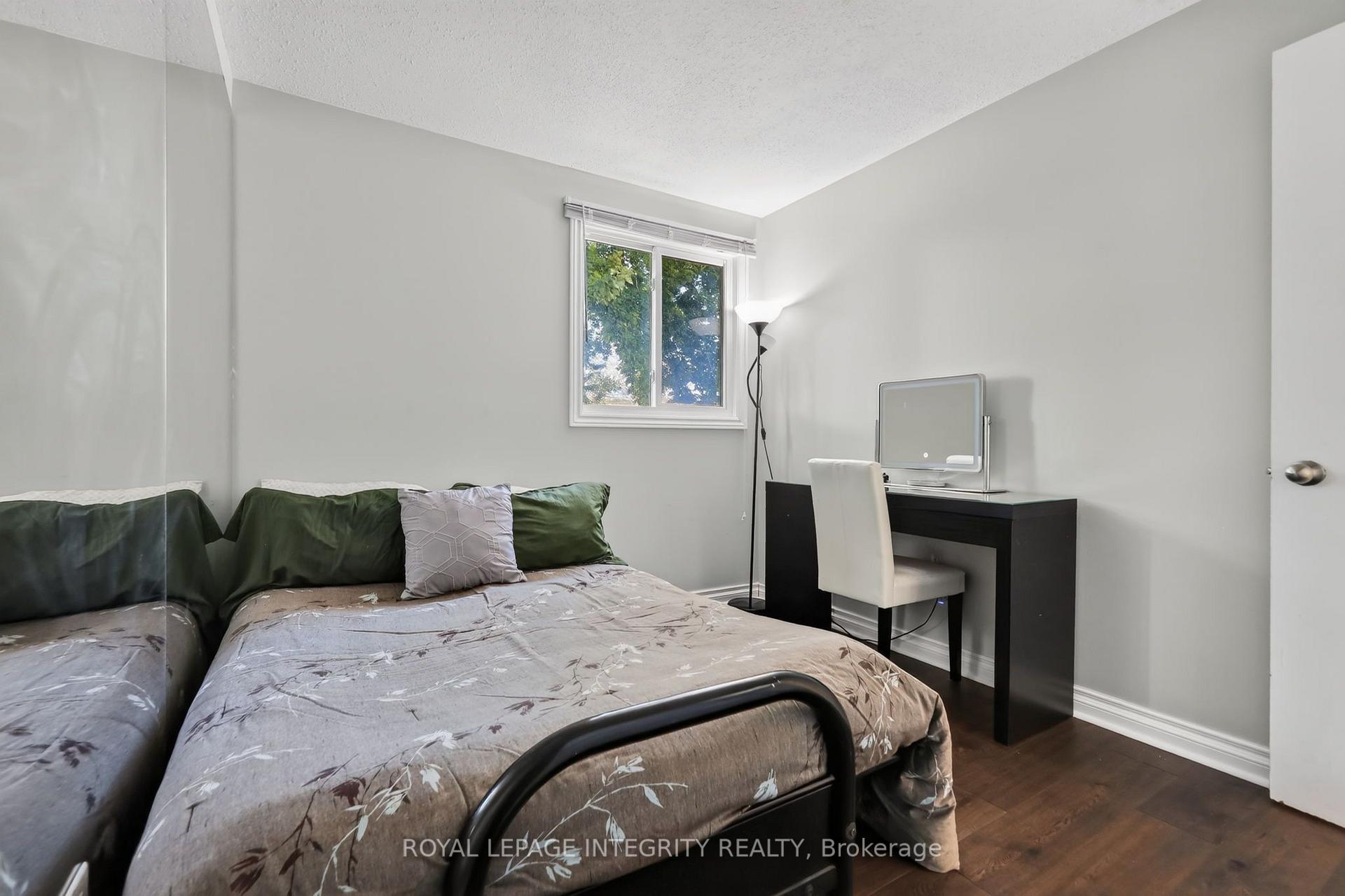 Photo 32 of 1723 Lafrance Drive, Ottawa, Queenswood Heights South — HOMEH