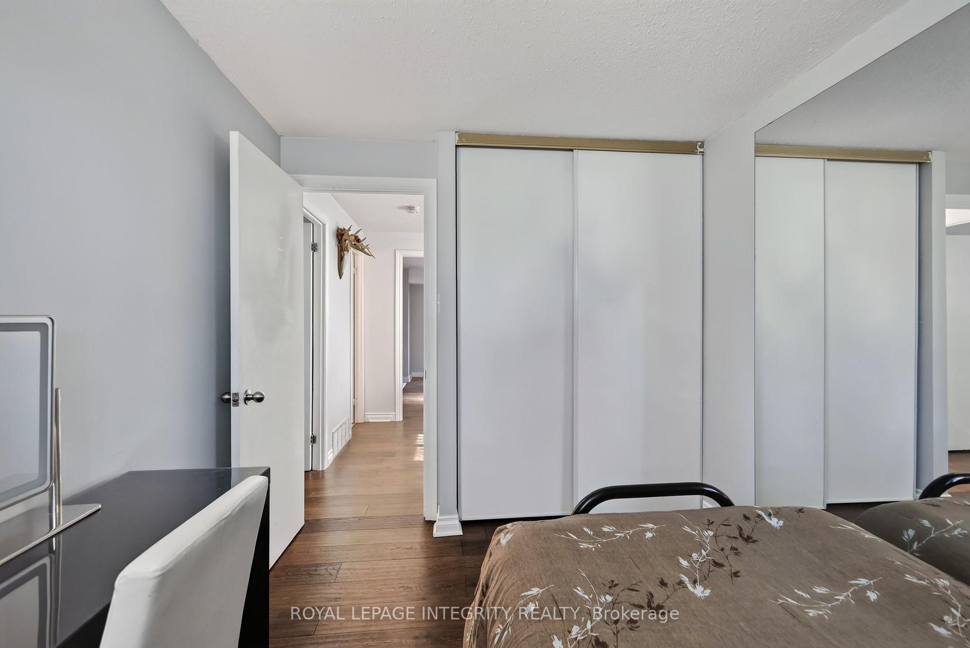Photo 33 of 1723 Lafrance Drive, Ottawa, Queenswood Heights South — HOMEH