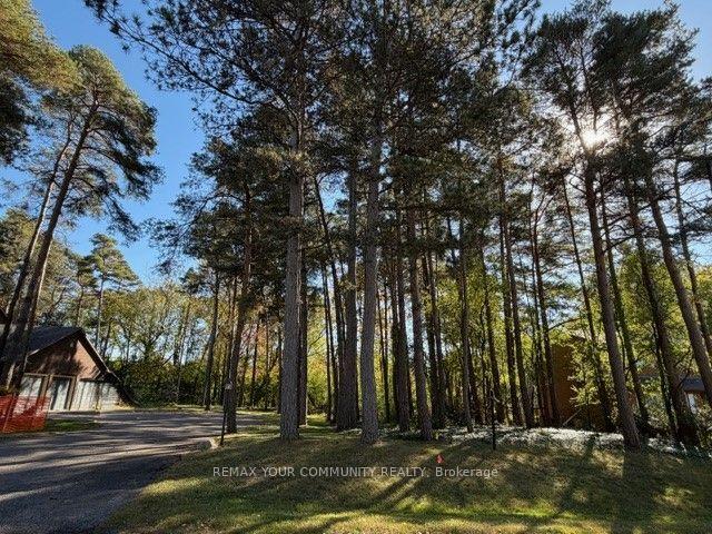 Photo 1 of 34B Cynthia Crescent, Richmond Hill, Oak Ridges — HOMEH