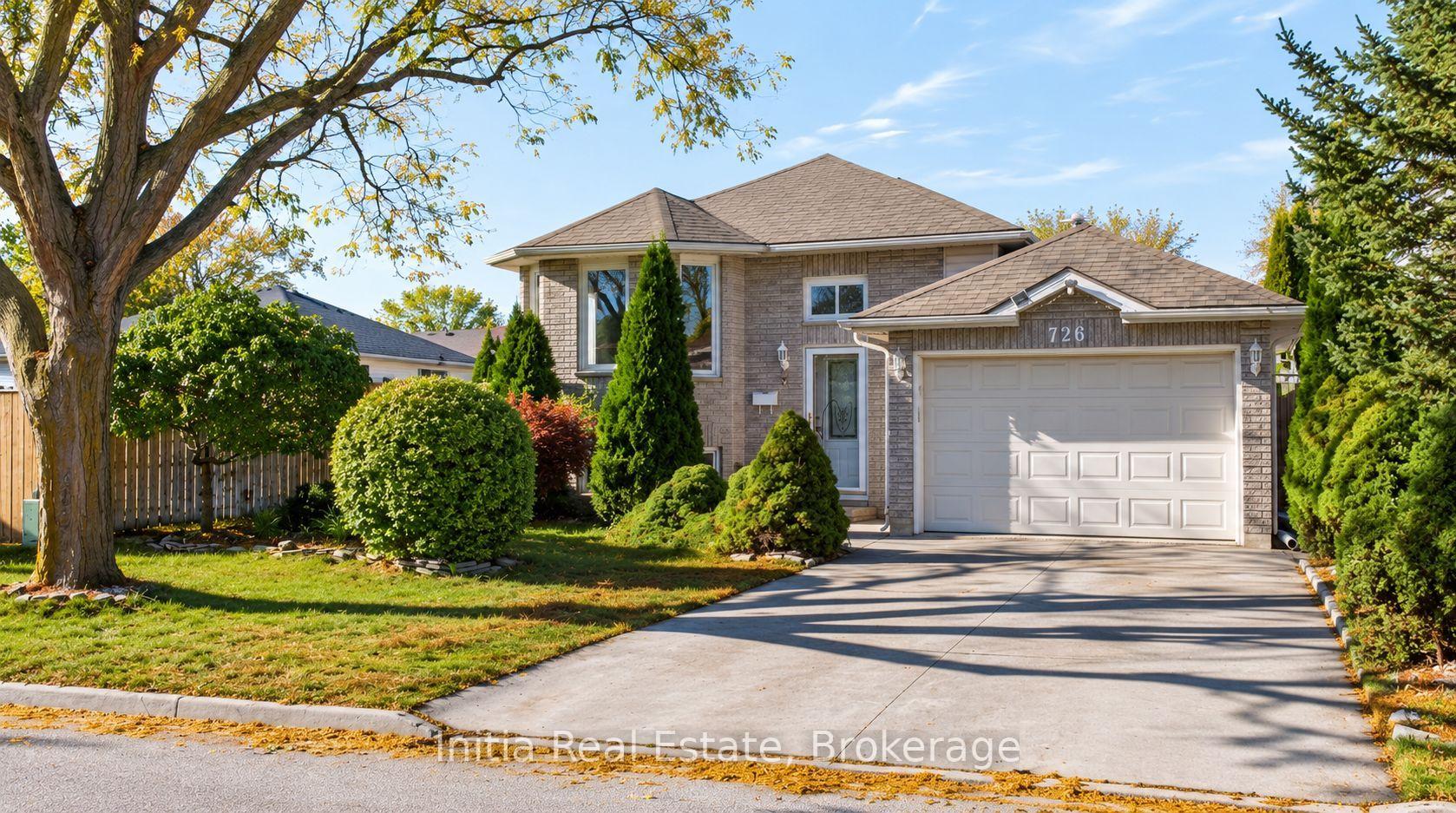 Photo 2 of 726 Sandison Street N, Windsor, Roseland East — HOMEH