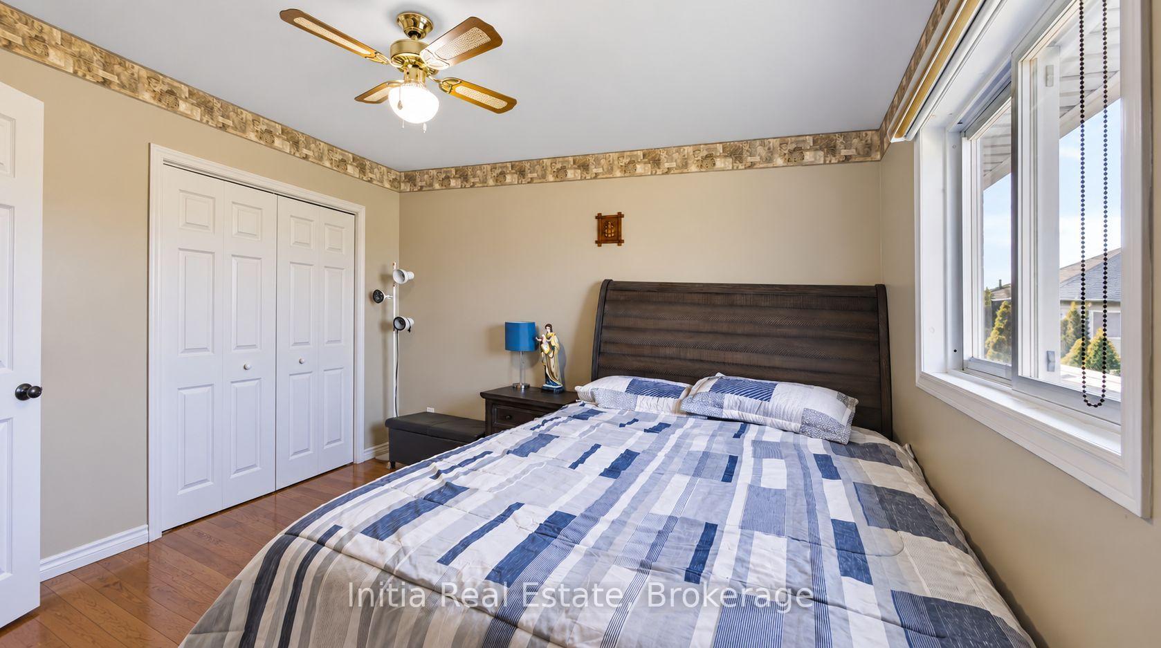 Photo 17 of 726 Sandison Street N, Windsor, Roseland East — HOMEH