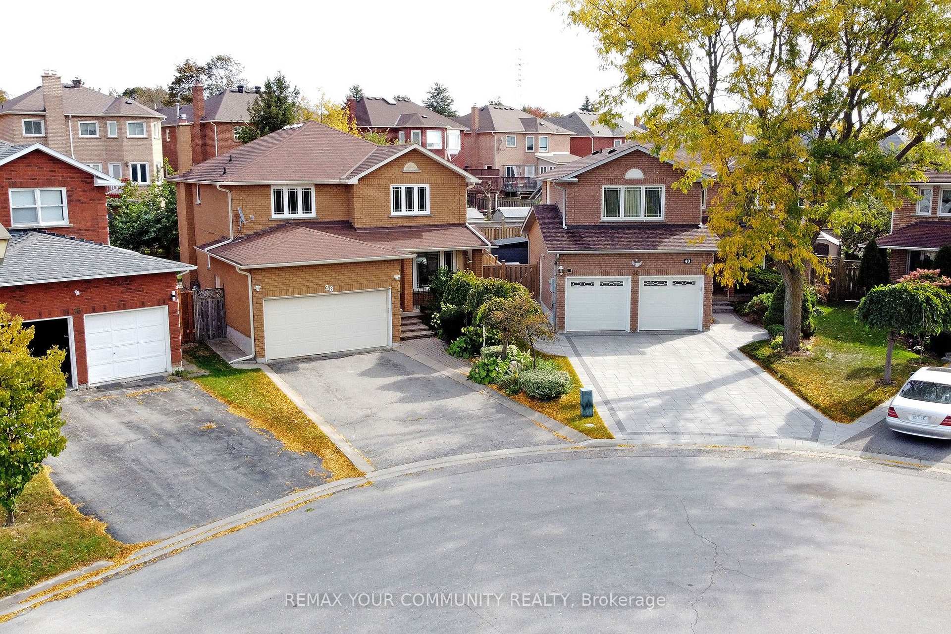 Photo 1 of 38 Muster Court, Markham, Buttonville — HOMEH