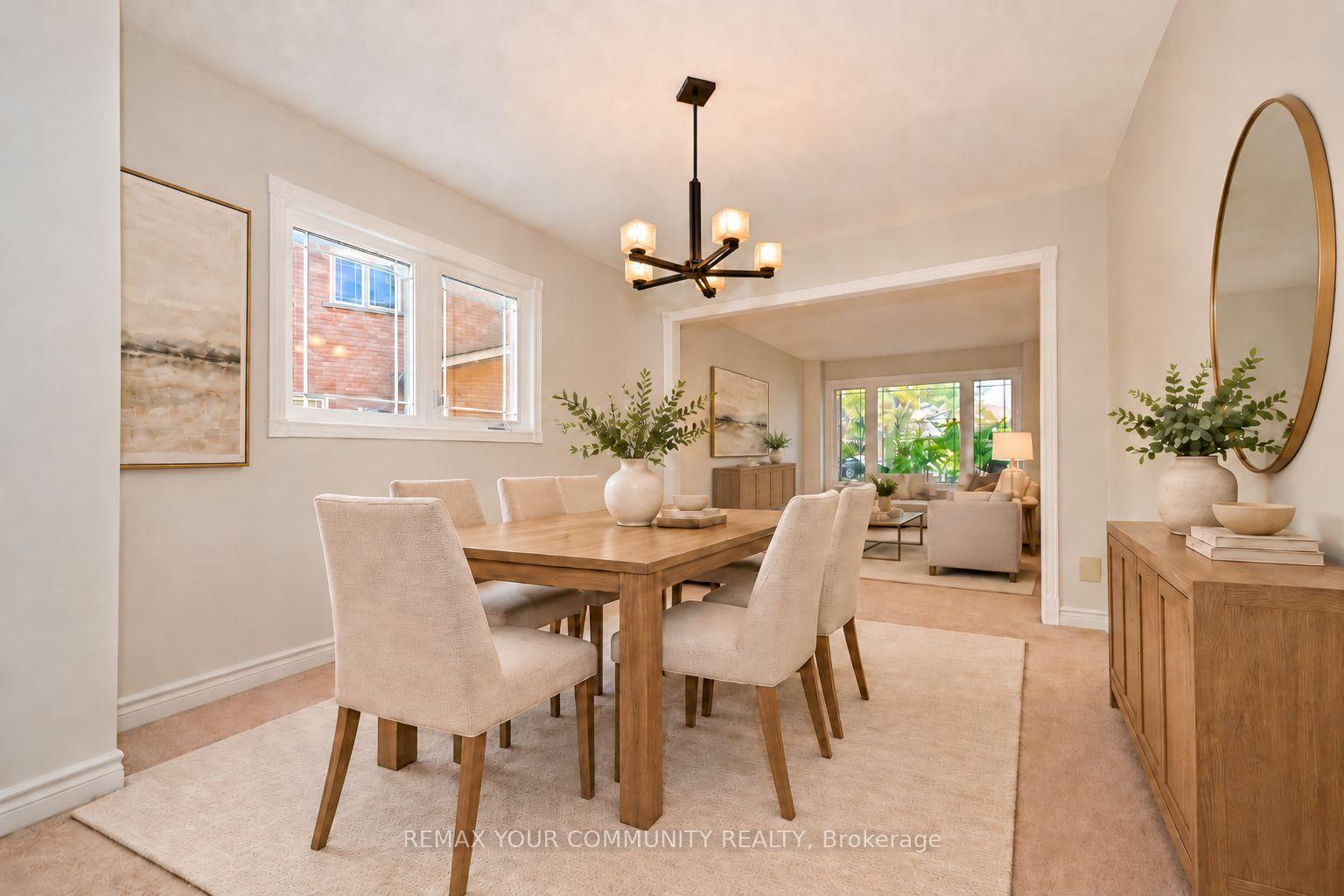 Photo 12 of 38 Muster Court, Markham, Buttonville — HOMEH