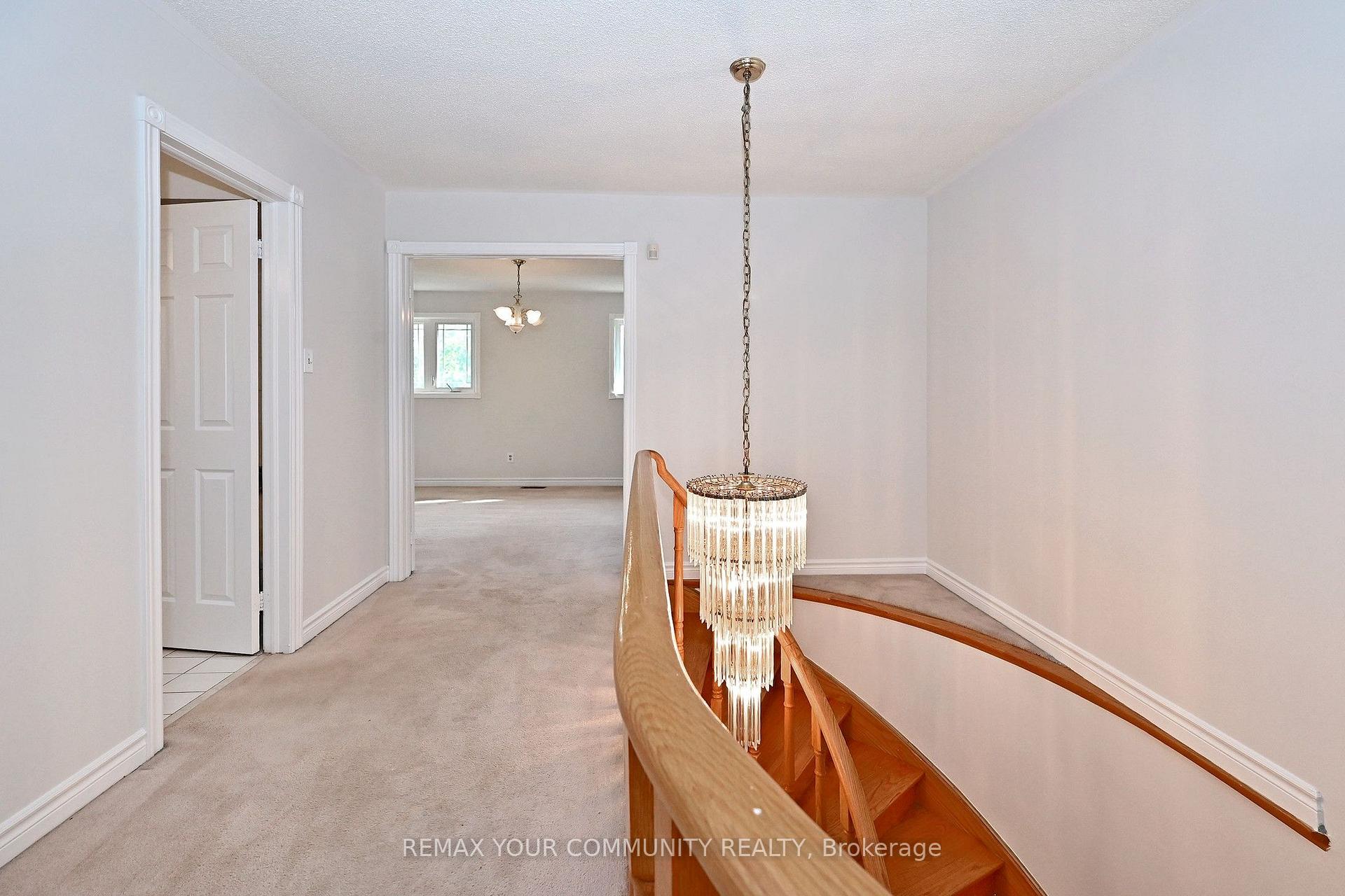 Photo 29 of 38 Muster Court, Markham, Buttonville — HOMEH