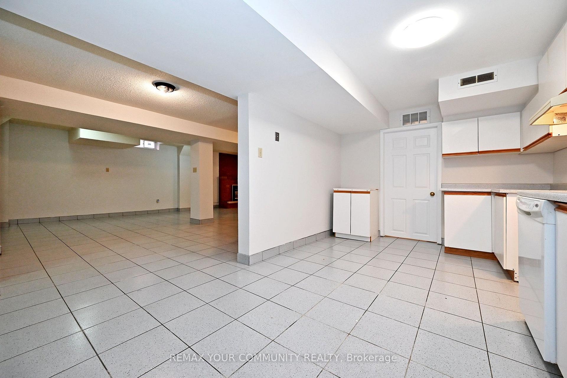 Photo 59 of 38 Muster Court, Markham, Buttonville — HOMEH