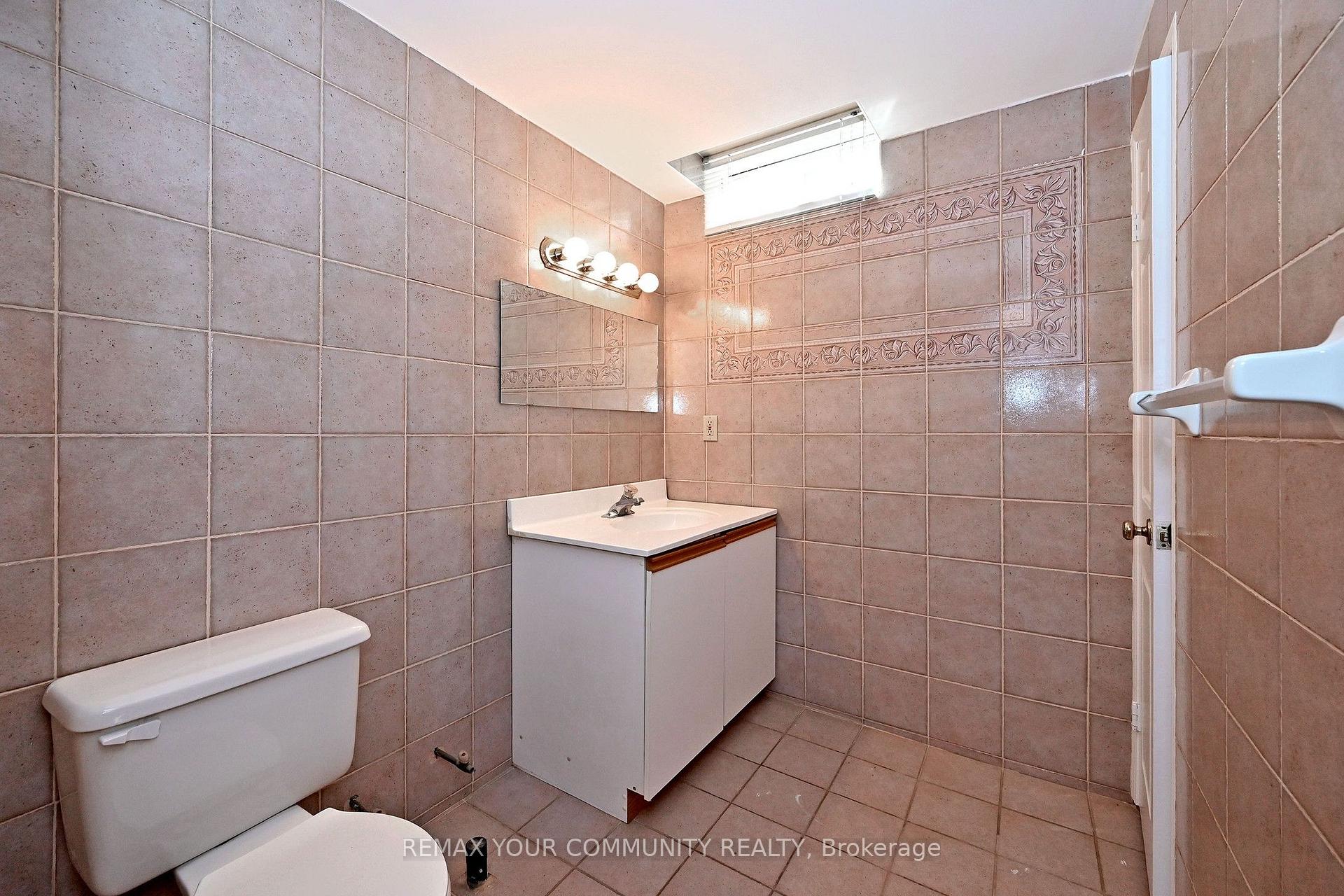 Photo 61 of 38 Muster Court, Markham, Buttonville — HOMEH