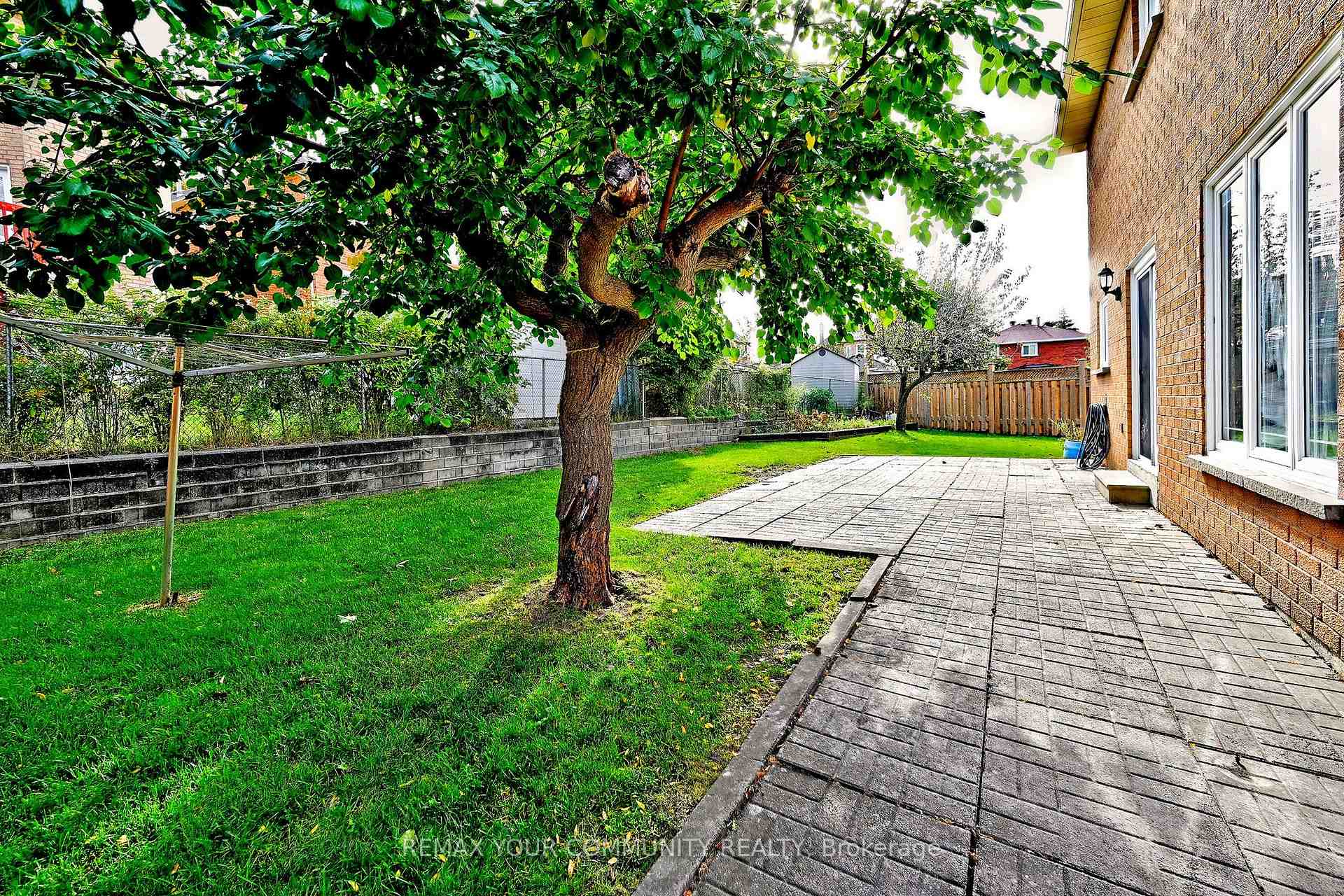 Photo 63 of 38 Muster Court, Markham, Buttonville — HOMEH