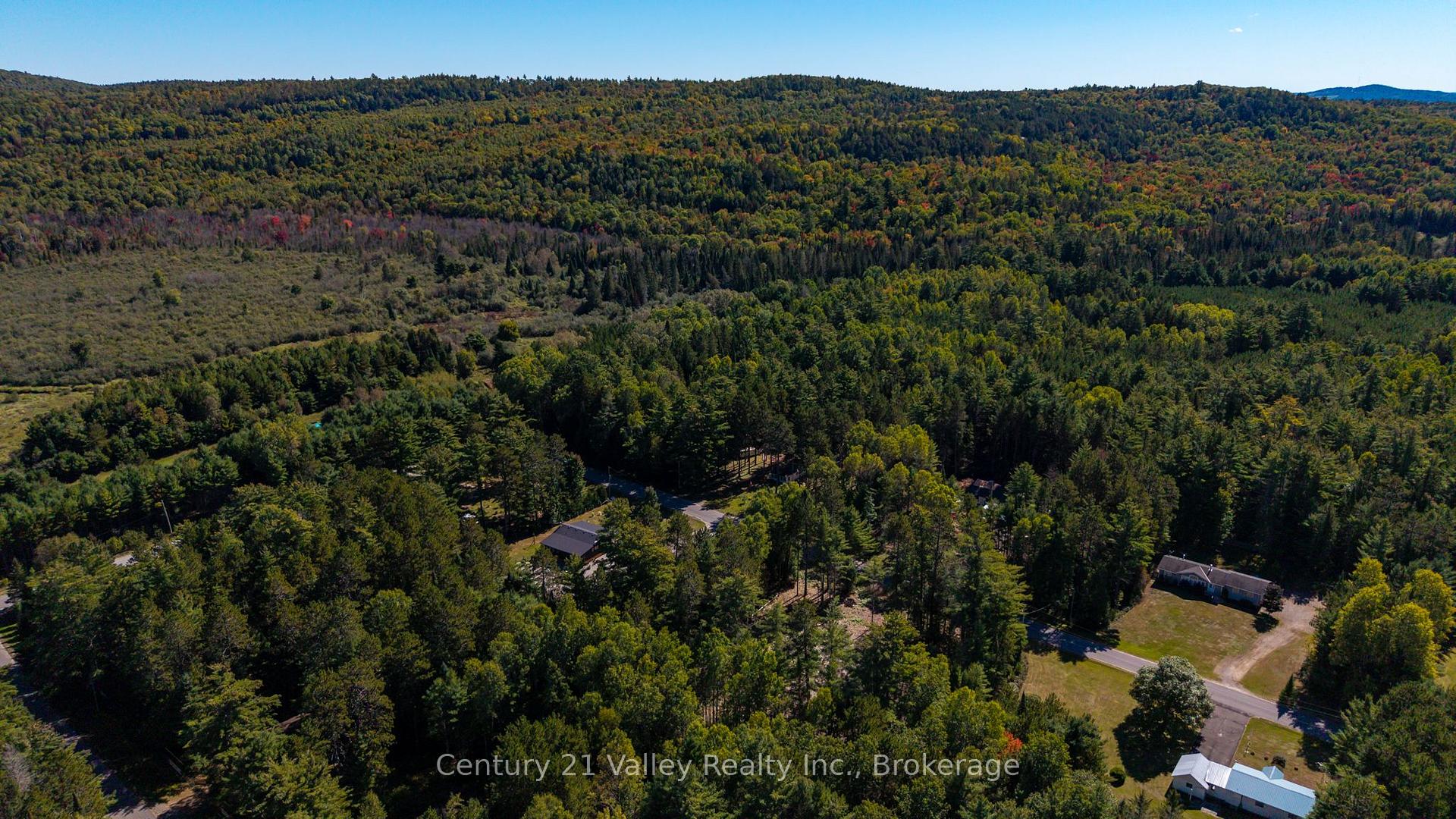 Photo 14 of 536 Pine Street, Greater Madawaska, Greater Madawaska — HOMEH
