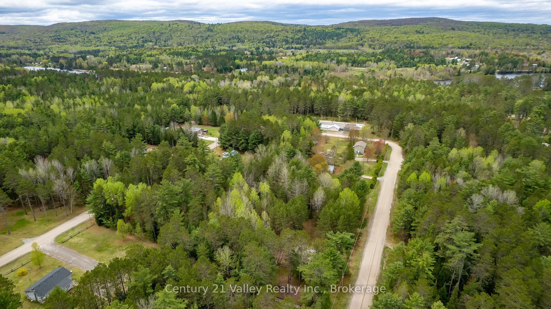 Photo 15 of 536 Pine Street, Greater Madawaska, Greater Madawaska — HOMEH