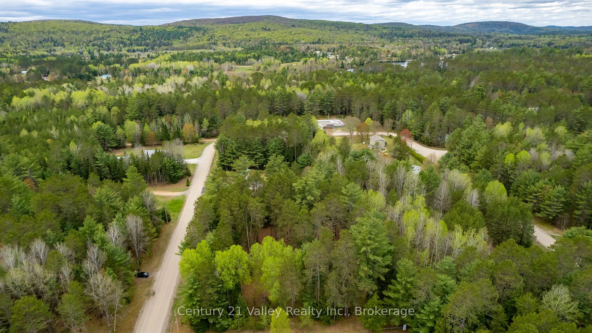 Photo 22 of 536 Pine Street, Greater Madawaska, Greater Madawaska — HOMEH