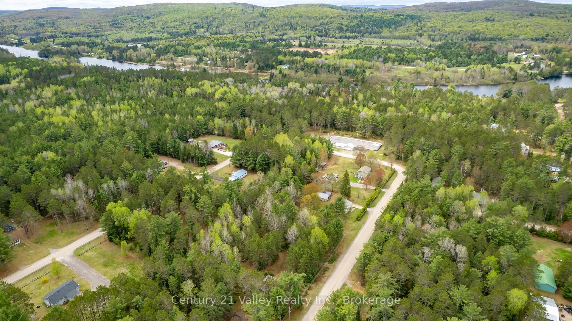 Photo 23 of 536 Pine Street, Greater Madawaska, Greater Madawaska — HOMEH