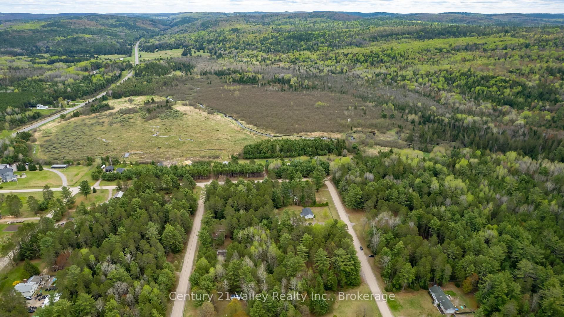 Photo 27 of 536 Pine Street, Greater Madawaska, Greater Madawaska — HOMEH