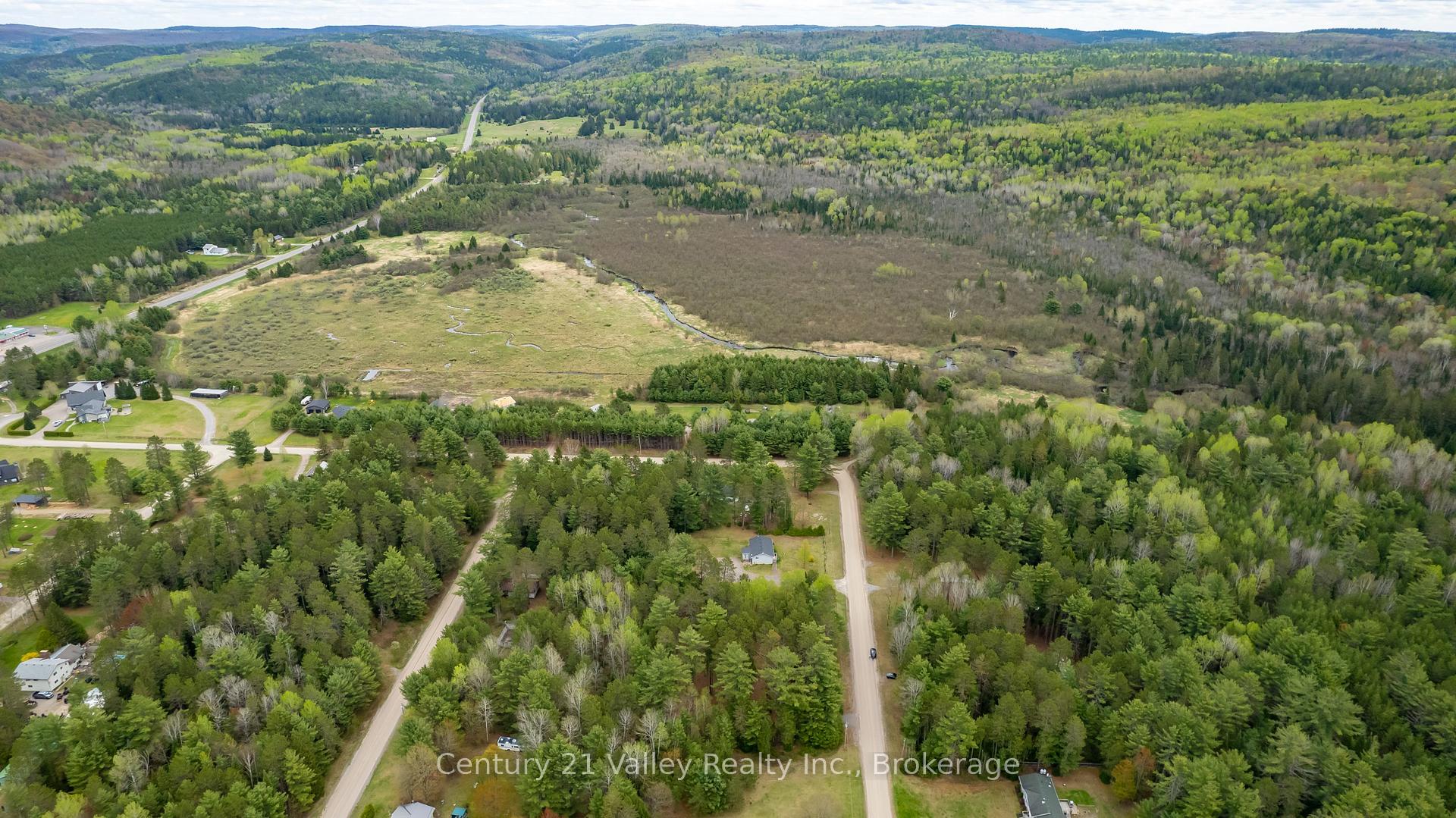 Photo 28 of 536 Pine Street, Greater Madawaska, Greater Madawaska — HOMEH