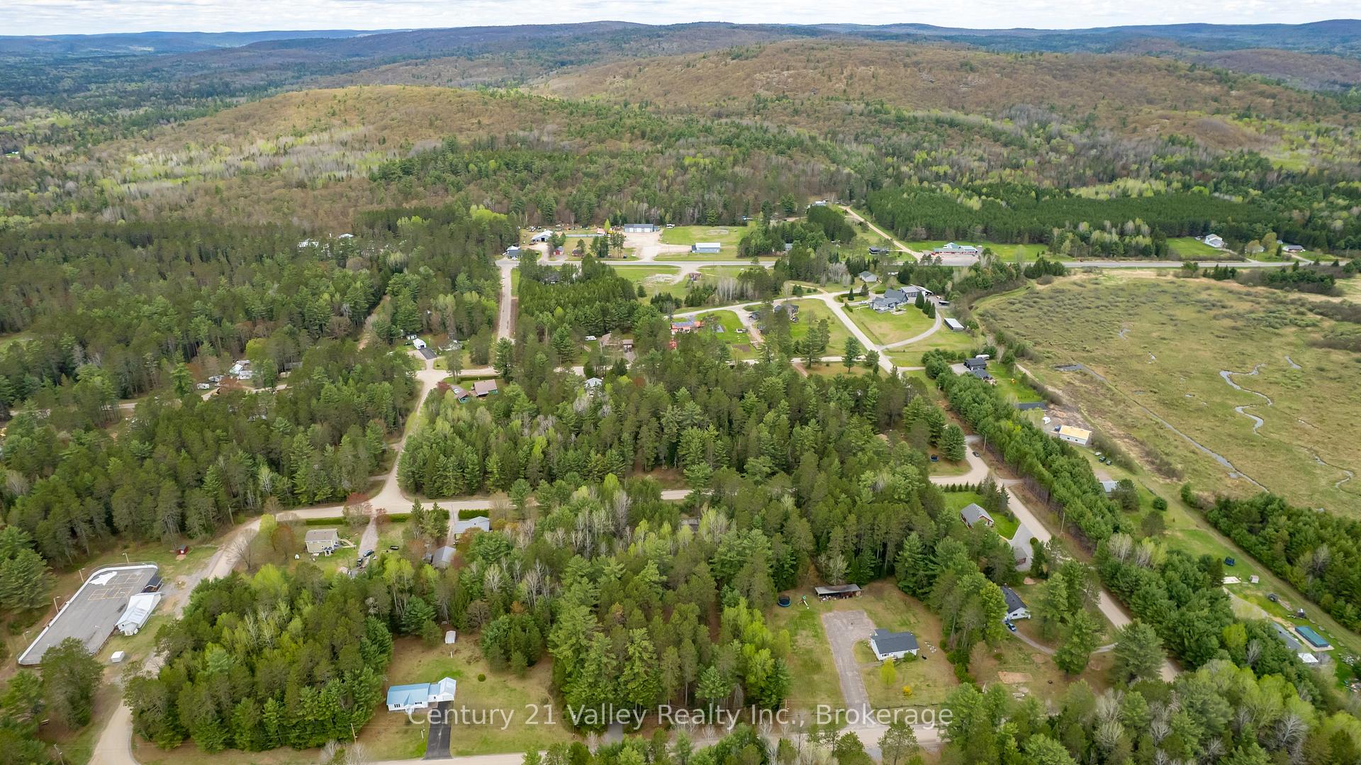 Photo 31 of 536 Pine Street, Greater Madawaska, Greater Madawaska — HOMEH