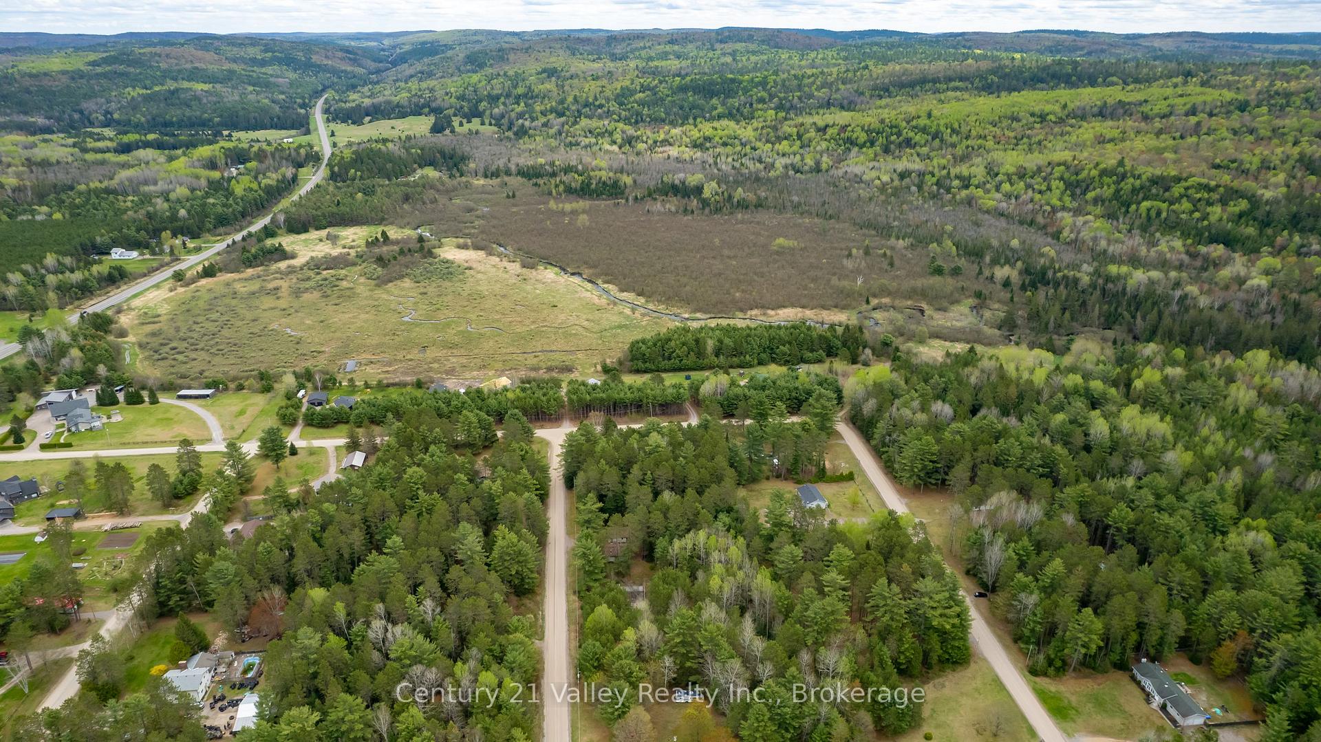 Photo 40 of 536 Pine Street, Greater Madawaska, Greater Madawaska — HOMEH