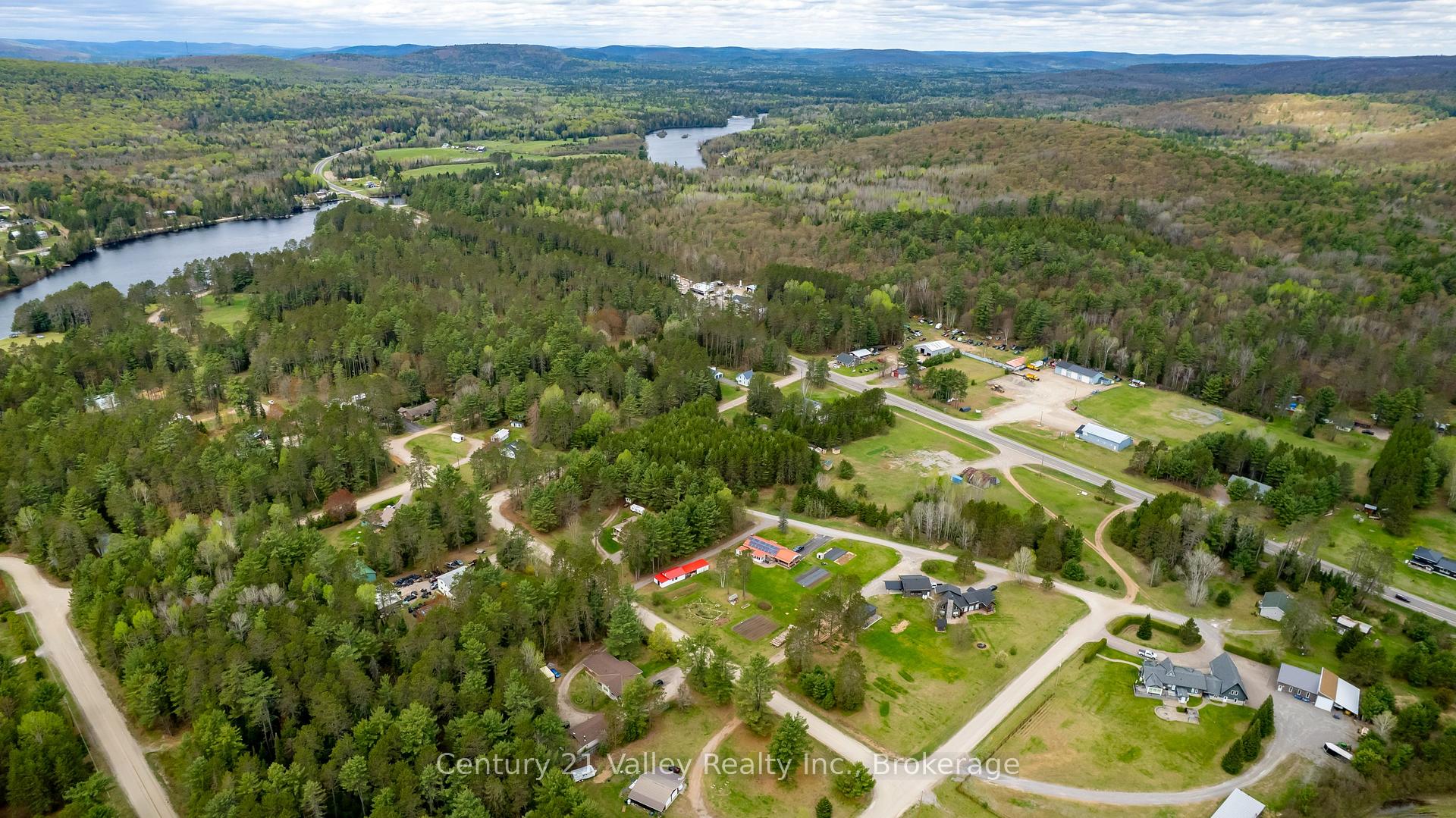 Photo 47 of 536 Pine Street, Greater Madawaska, Greater Madawaska — HOMEH