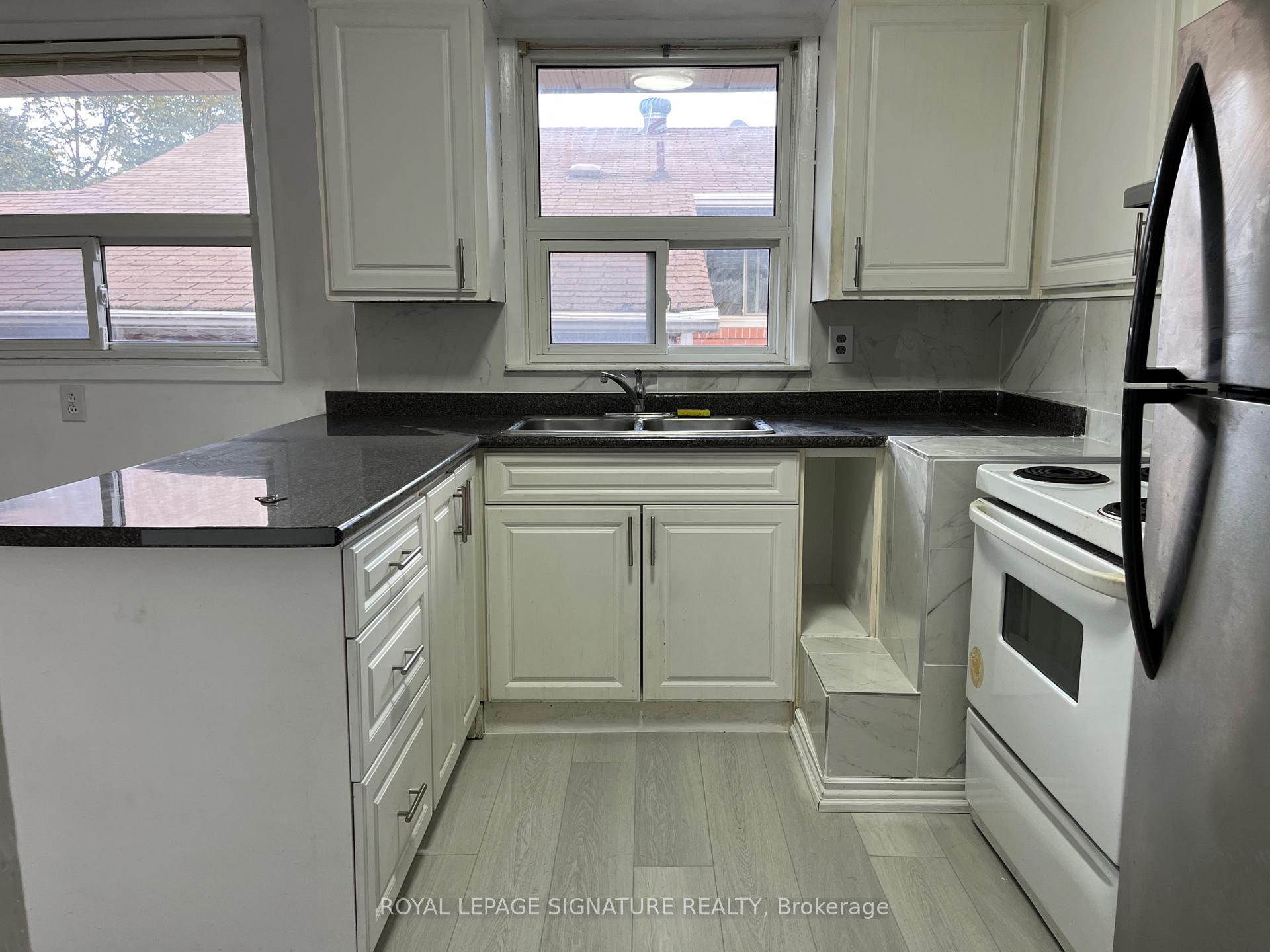 Photo 3 of 23 Allanford Road, Scarborough, Tam O'Shanter-Sullivan — HOMEH